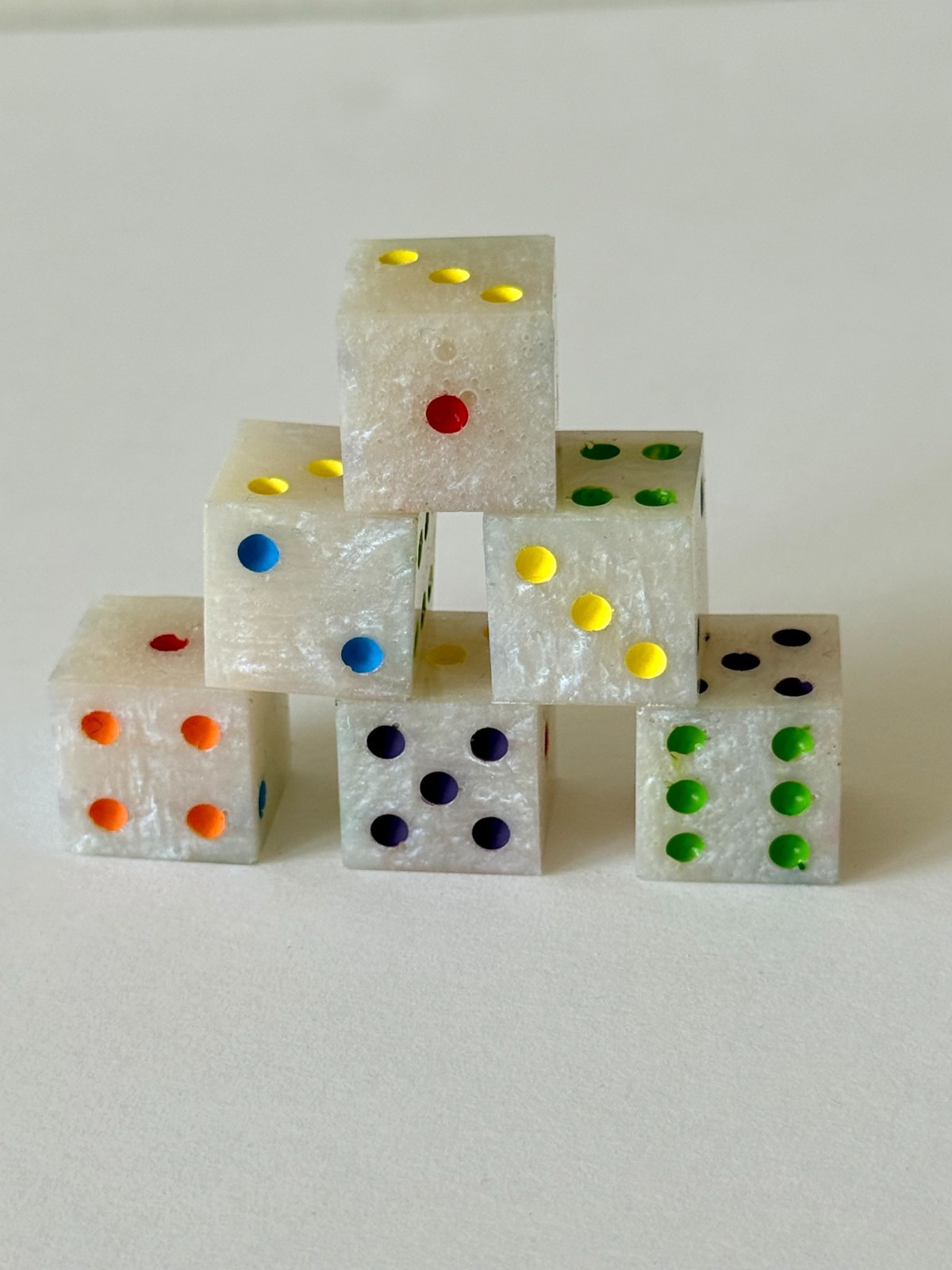 Resin Dice Set 6pcs – Classic Rainbow Dots Pearl – Handmade Replacement Dice Gam