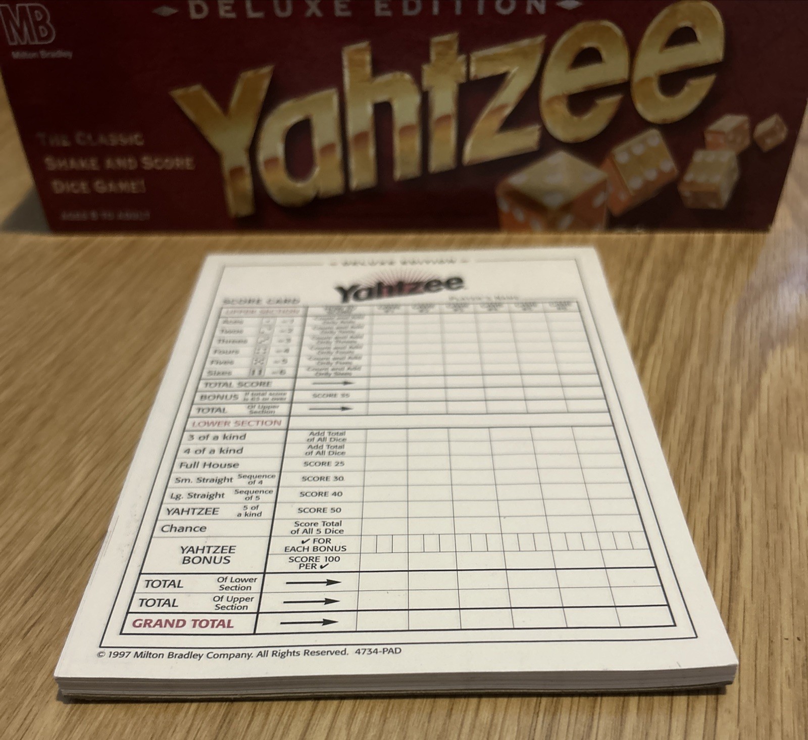 **NEW OPEN BOX** Milton Bradley Yahtzee Deluxe Edition 1997 Gold Dice Board Game