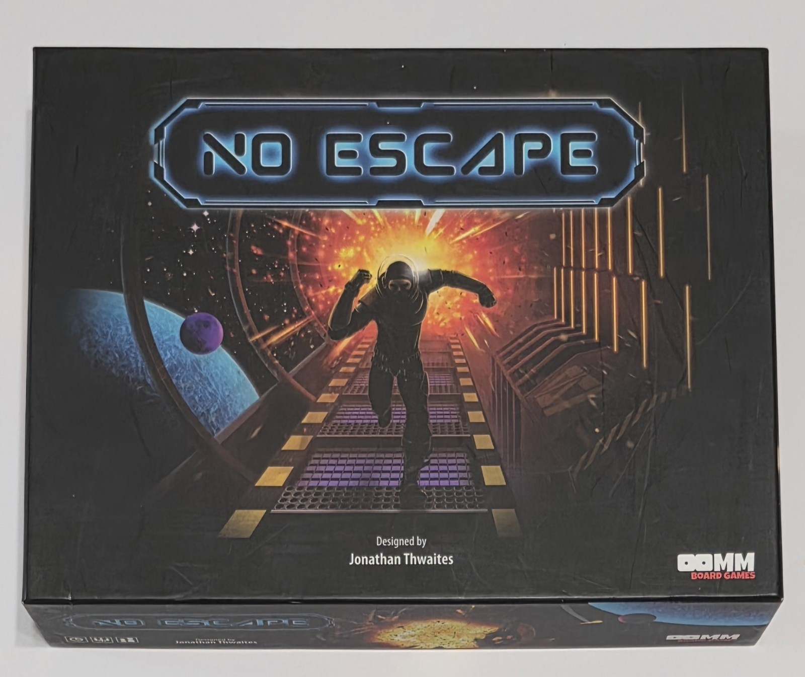 OOMM Games No Escape Board Game Maze-Building Dice Family 2-8 Players Ages 8+