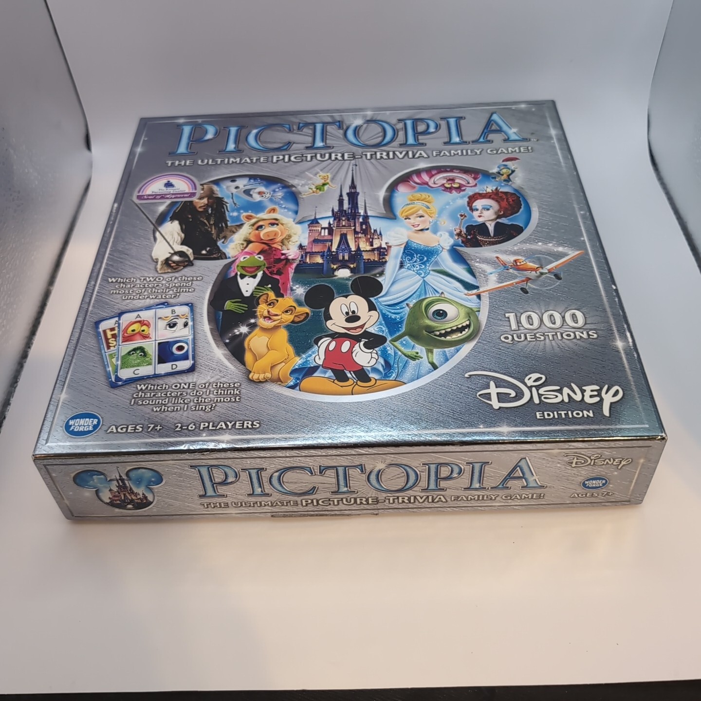 PICTOPIA DISNEY EDITION the Ultimate Picture -Trivia Family Board Game