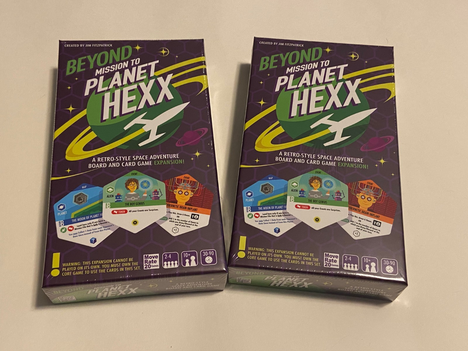 Core Game/Beyond Mission to Planet Hexx 2 Pack – Game & Expansion + 5 Dice Set