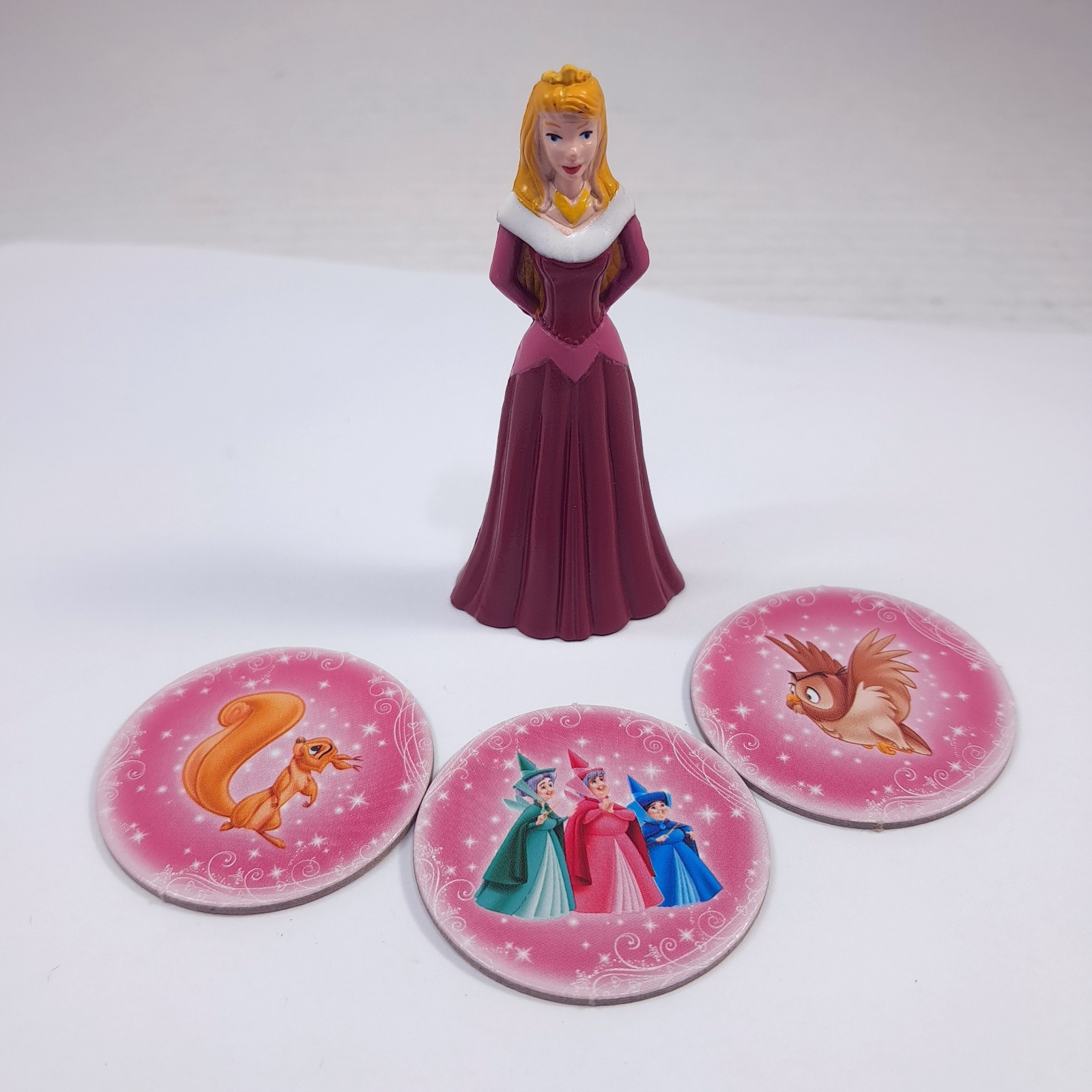 Disney Princess Pop Up Magic Castle Game Aurora Sleeping Beauty figurine tokens