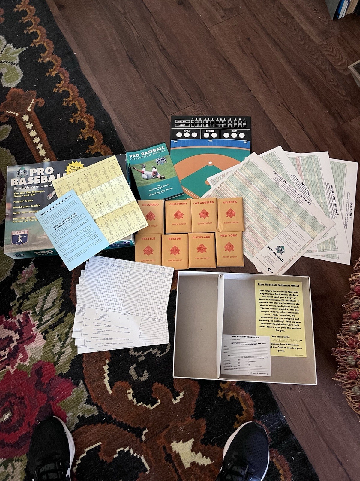 APBA 1996 Baseball Game w/8 Playoff Teams from 1995 Season – No Dice Or Chips