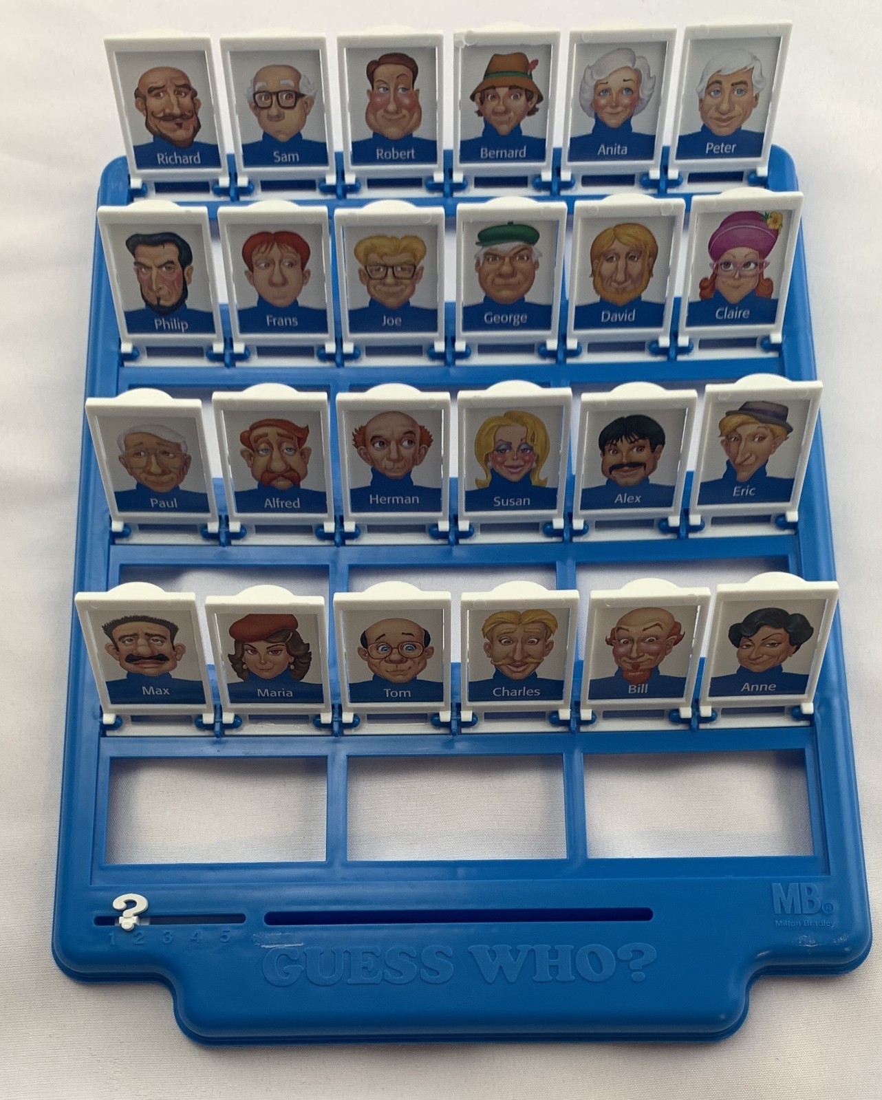1998 Guess Who Game by Milton Bradley Complete in Very Good Condition FREE SHIP