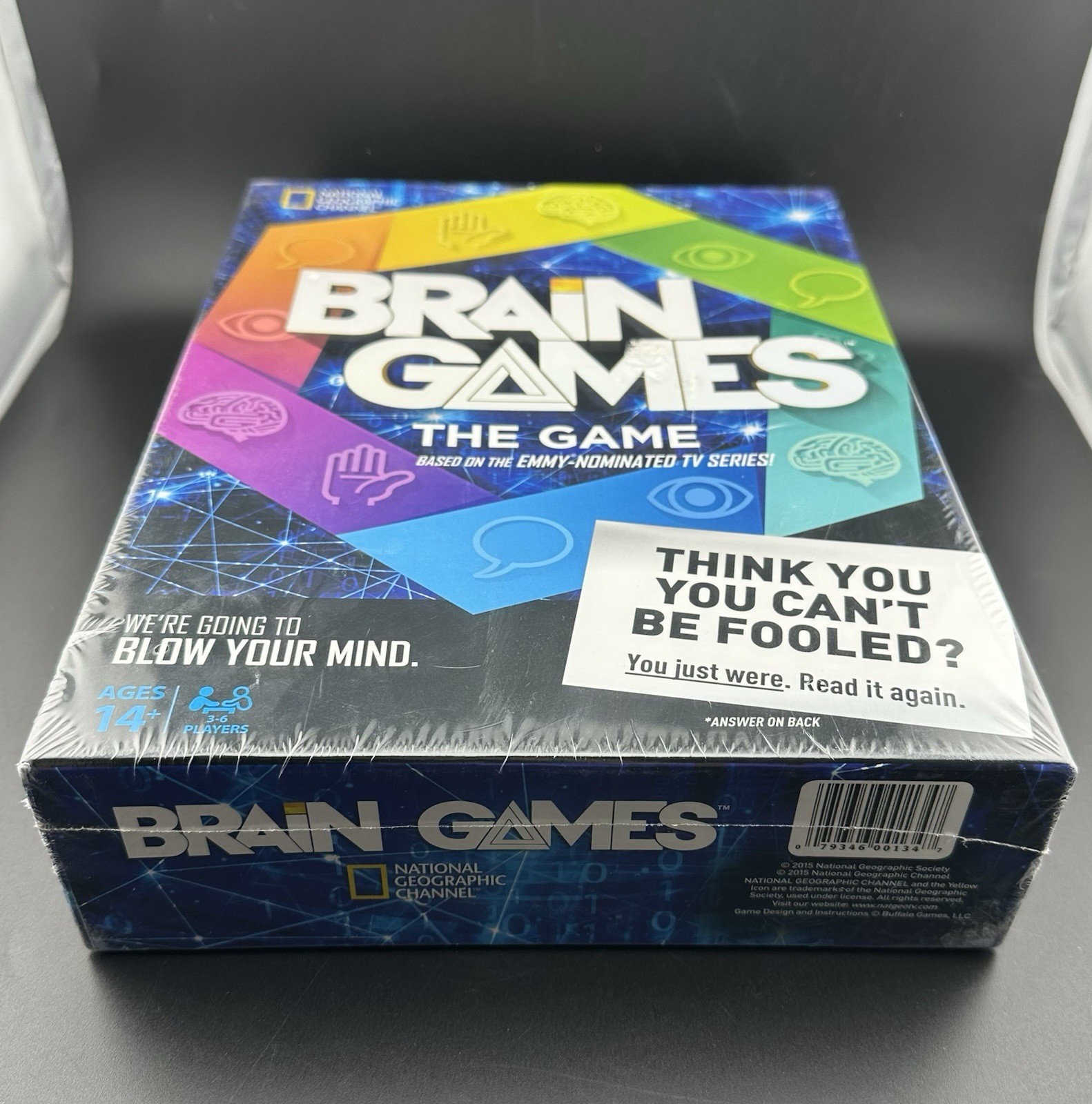 National Geographic : Brain Games The Game Ages 14+ 3-6 Players Board Game