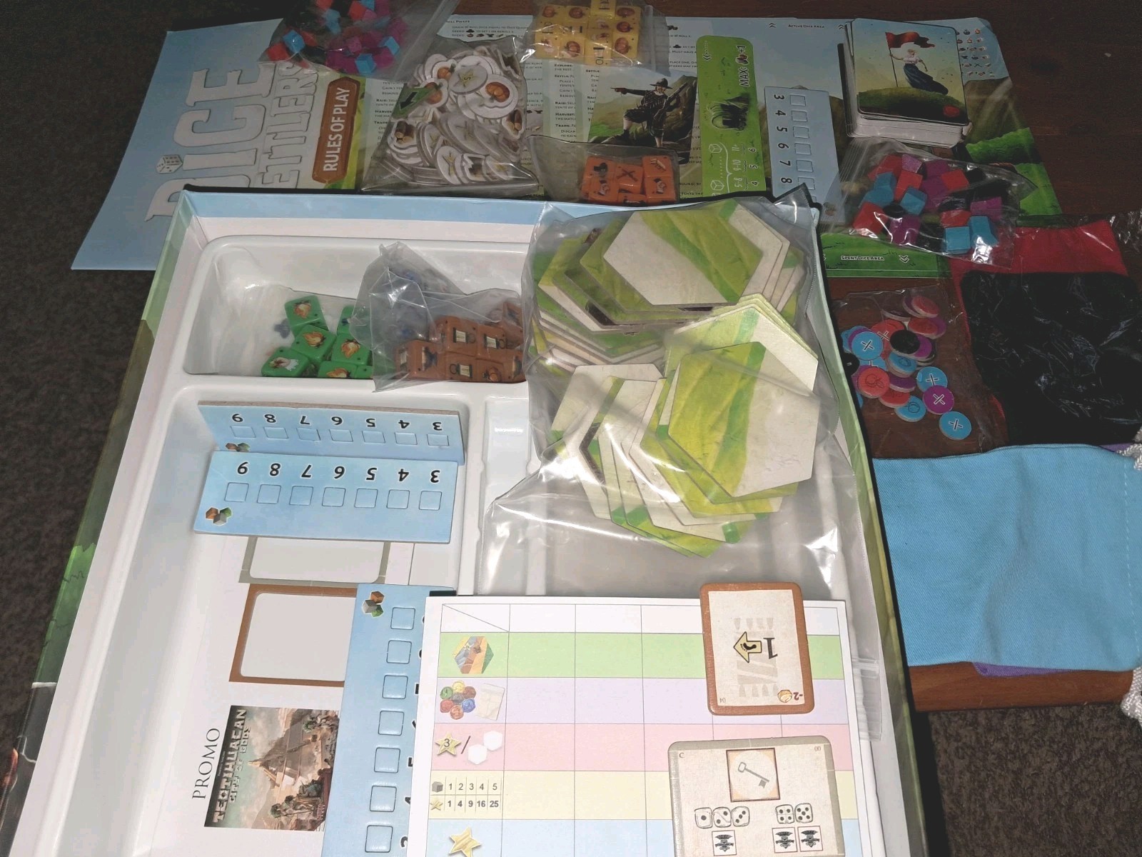 DICE SETTLERS Board Game NSKN Games Complete 1-4 Players
