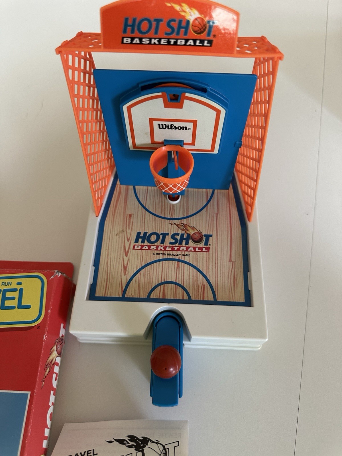 Vintage HOT SHOT BASKETBALL Travel Version (Milton-Bradley ~ 1992)- 1 Basketball