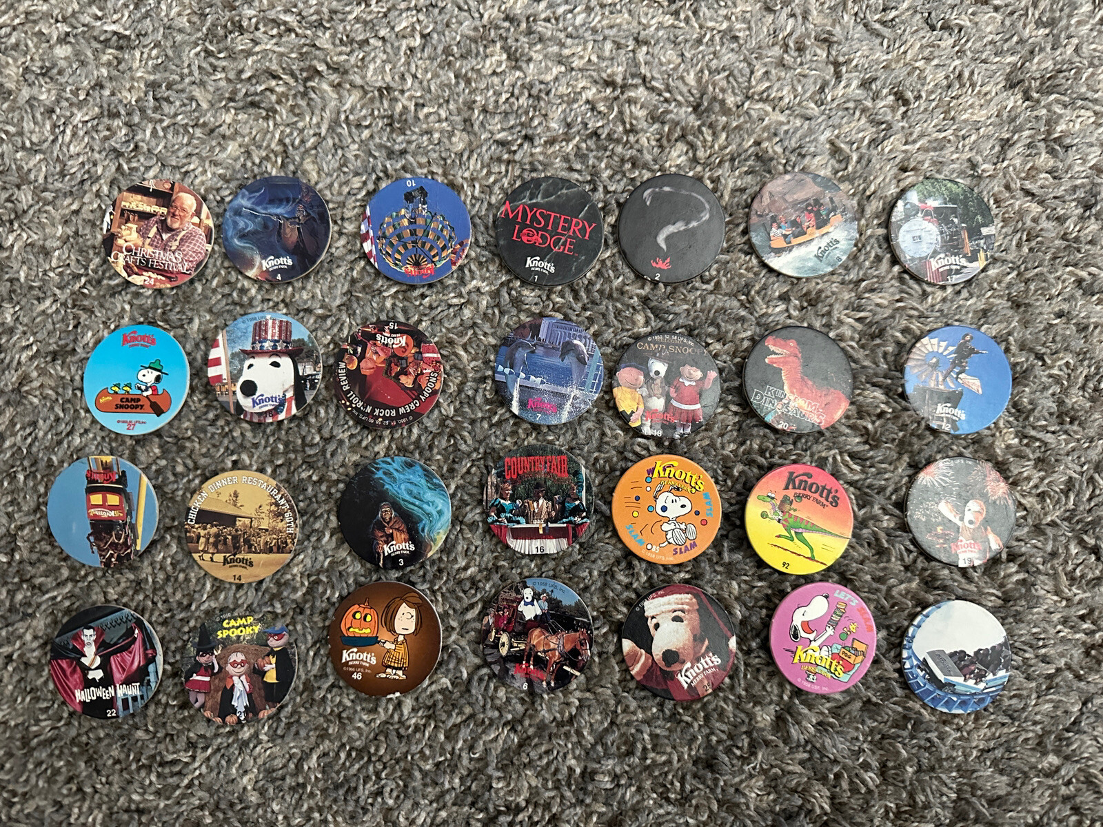 Knott’s Berry Farm World Pog Federation Snoopy Attractions Lot of 28