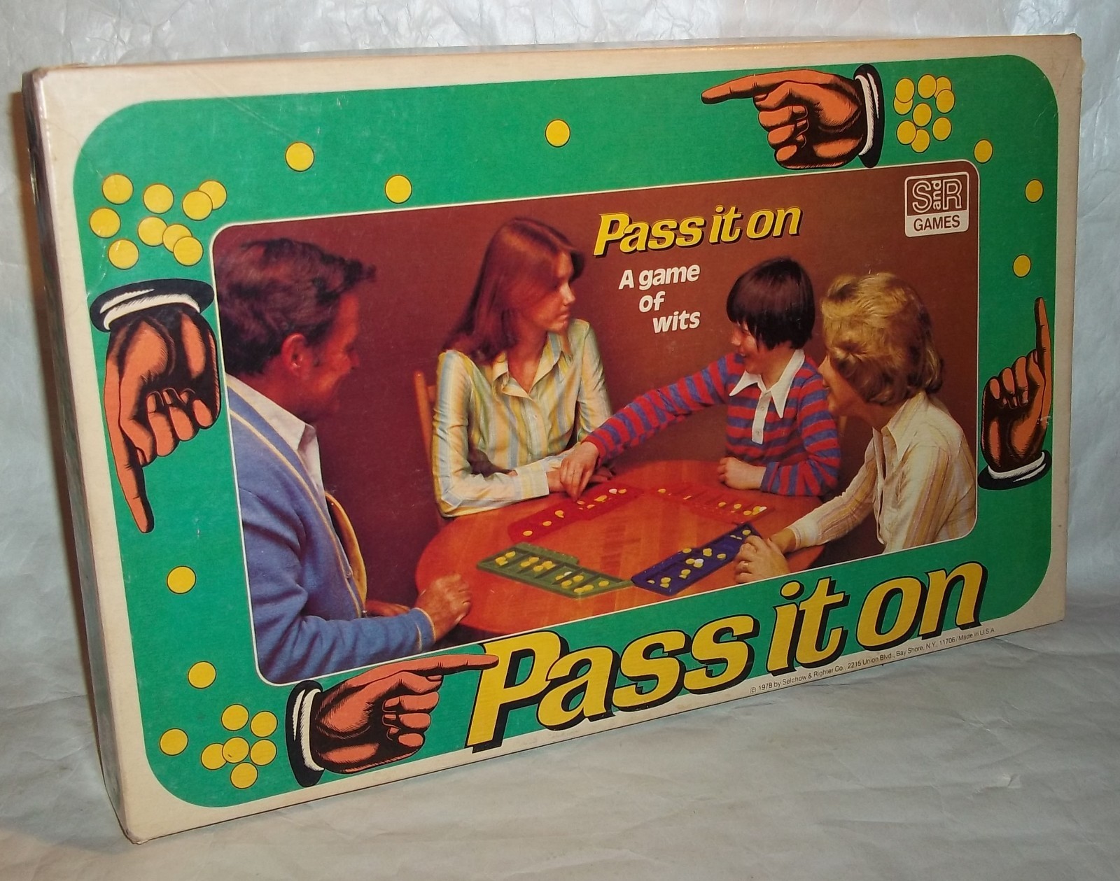 Pass It On – A Game of Wits – 1978 Edition – Complete