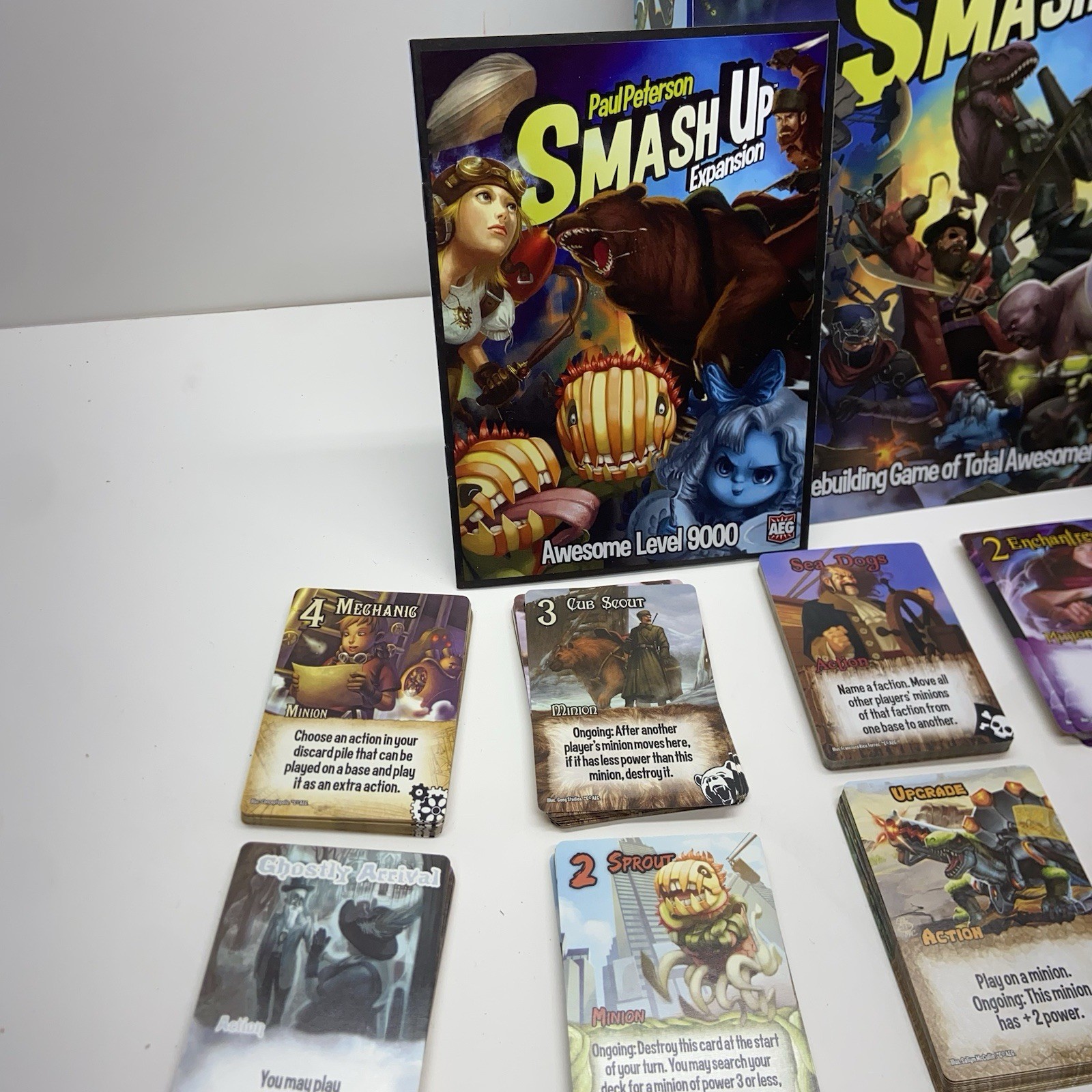 Smash Up Card Game With 2 Expansions Awesome Level 9000 And Monster Smash