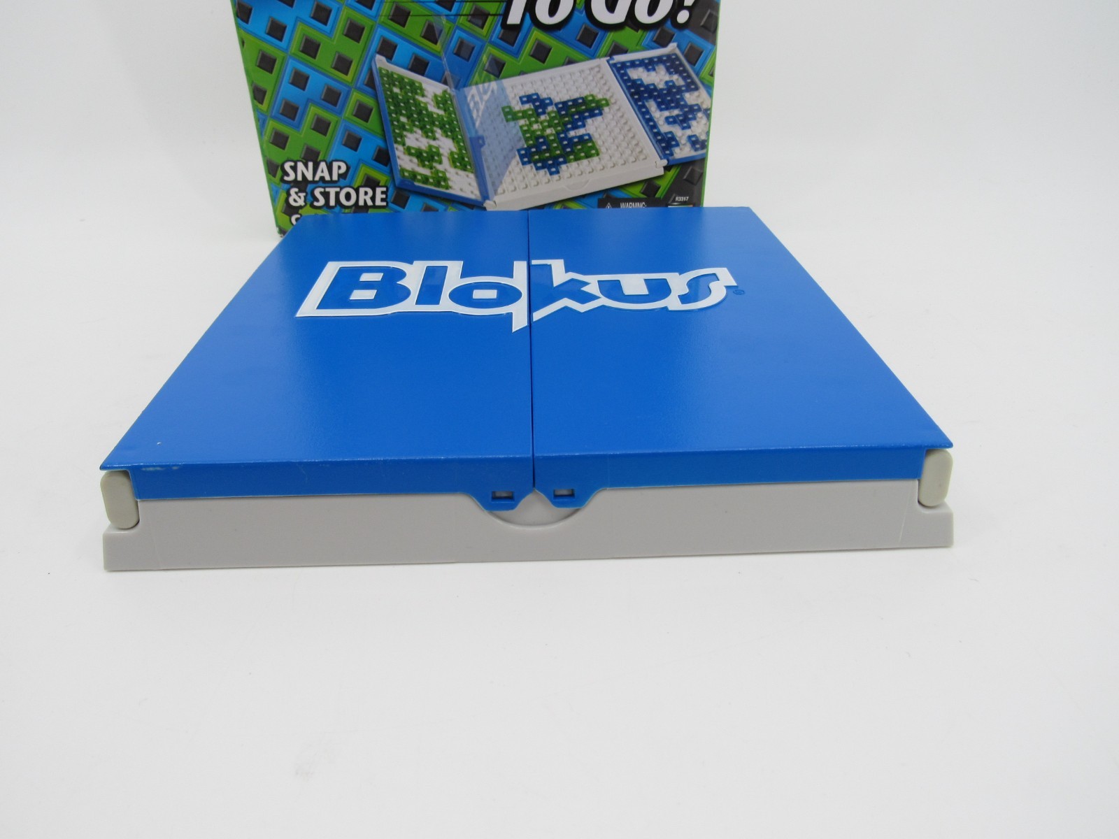 Blokus To Go for 2 Players COMPLETE Mattel 2009 Storage Trays Travel Strategy