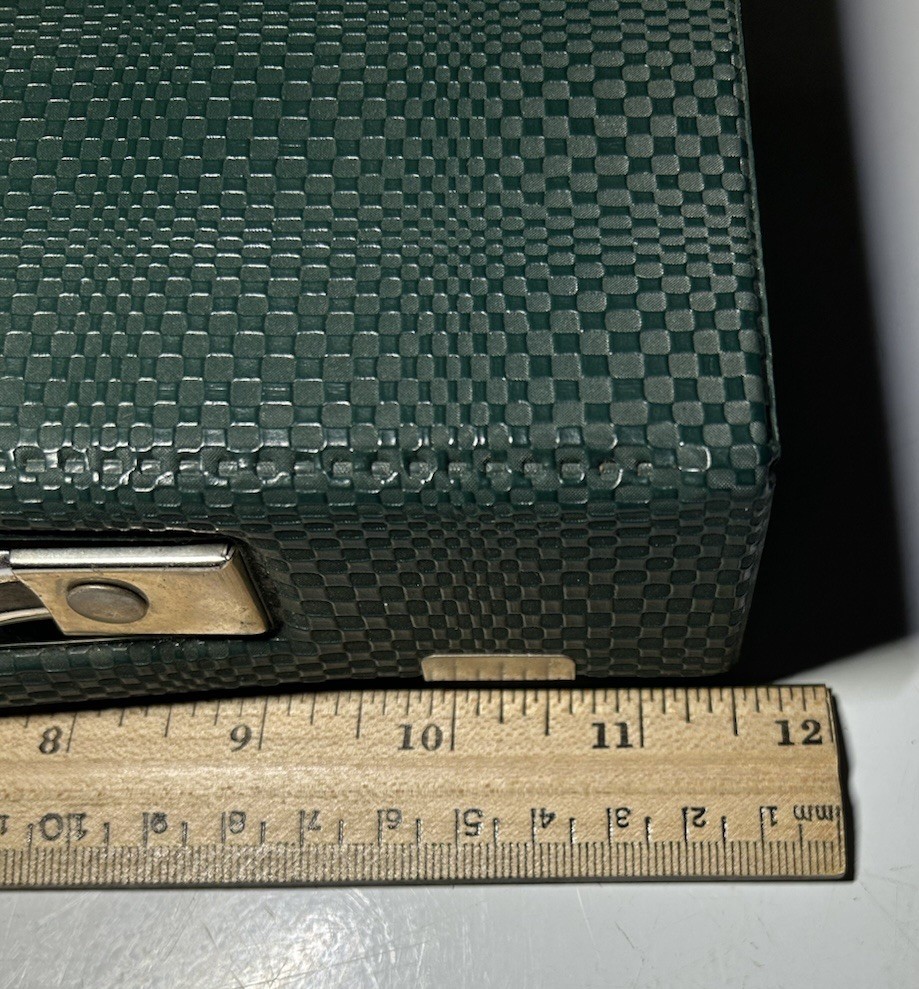 Vintage Japanese Phenolic & Bamboo Mah Jong Set & Case 144 Tiles & Wind Disc