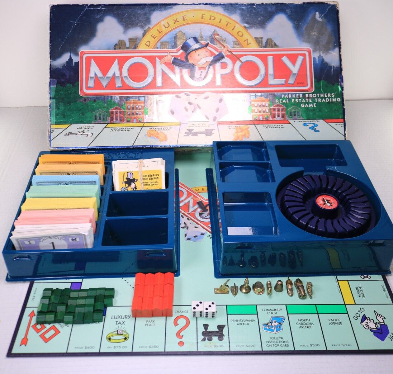 1995 Monopoly Deluxe Edition Board Game 100% Complete Gold Tokens, Clean See Pic