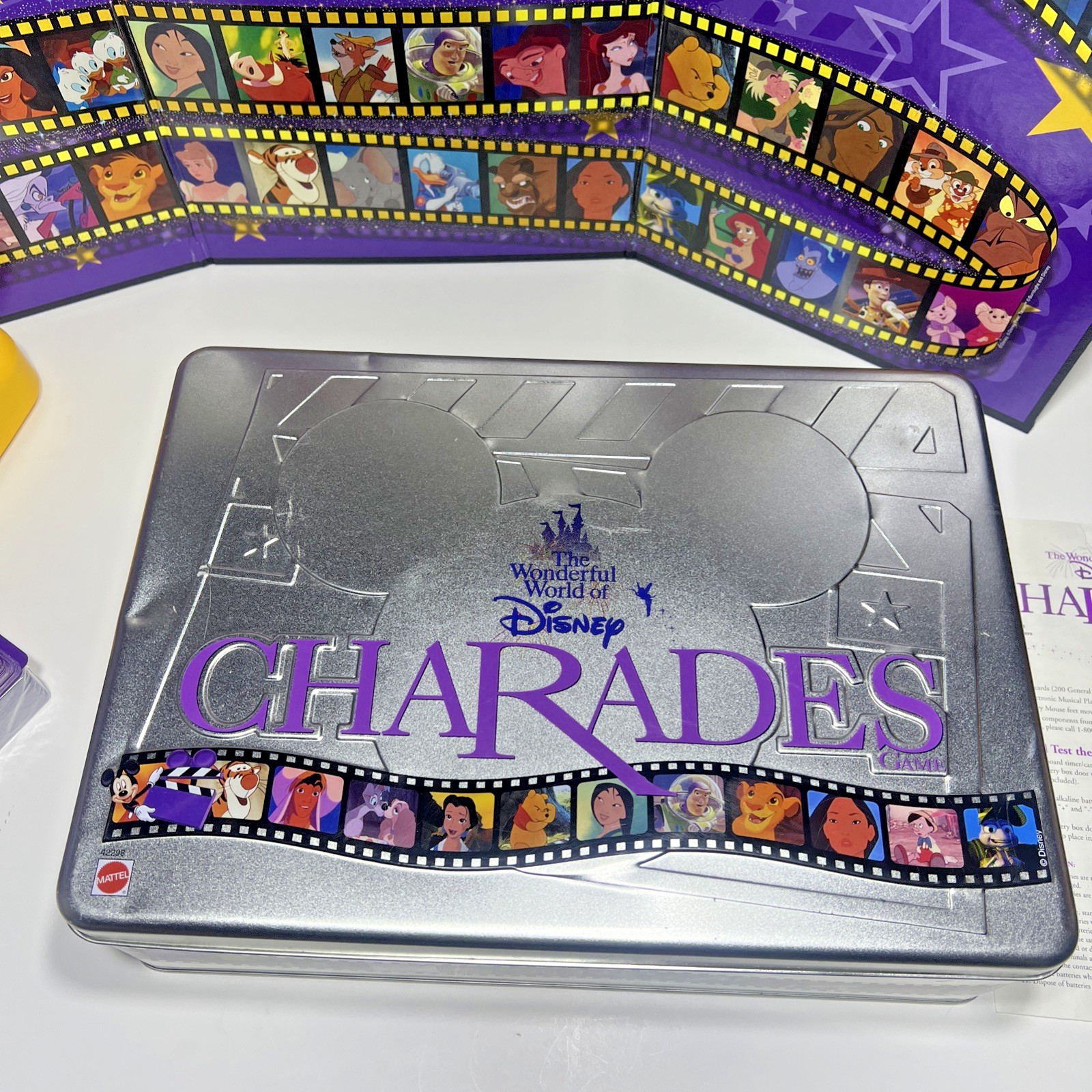 Mattel – The Wonderful World of Disney Charades Game – Vintage 1999 Tin Complete
