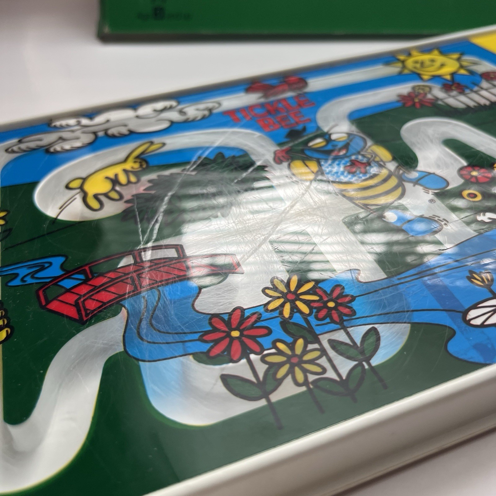 Vintage 1976 Schaper Tickle Bee Magnetic Maze Board Game Complete in Box #215
