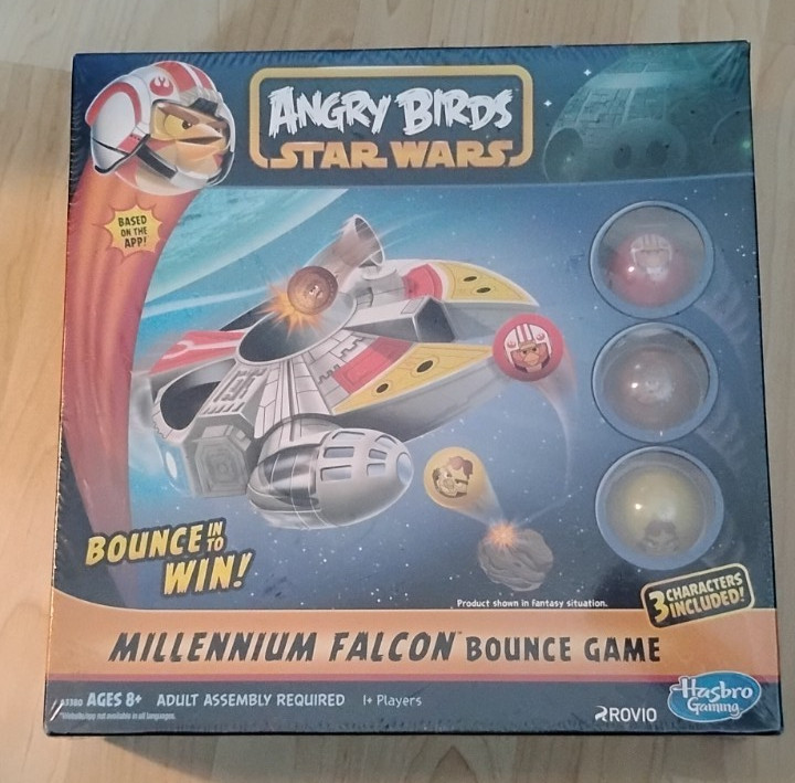 Hasbro Star Wars Angry Birds Millennium Falcon Bounce Game SEALED 2013