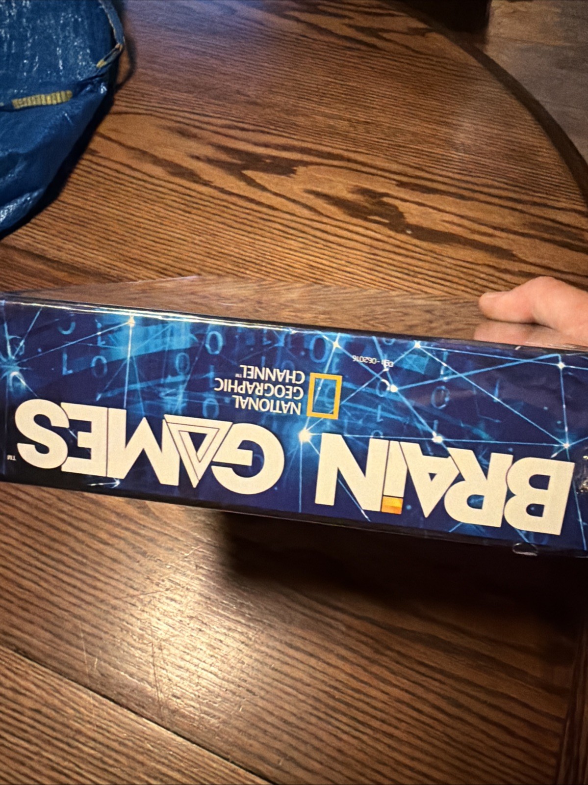 National Geographic Brain Games Emmy-Nominated Series Inspired Game 192 Cards