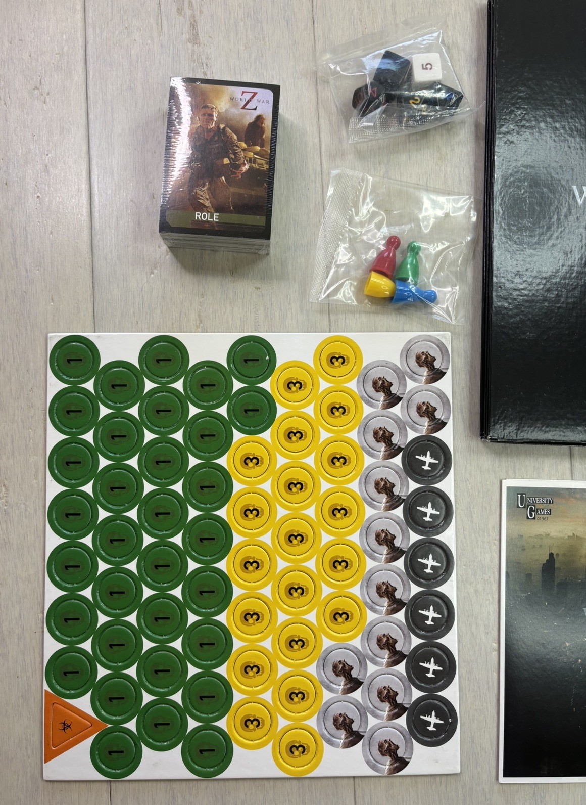 WORLD WAR Z The Game Board Game 100% COMPLETE 2013