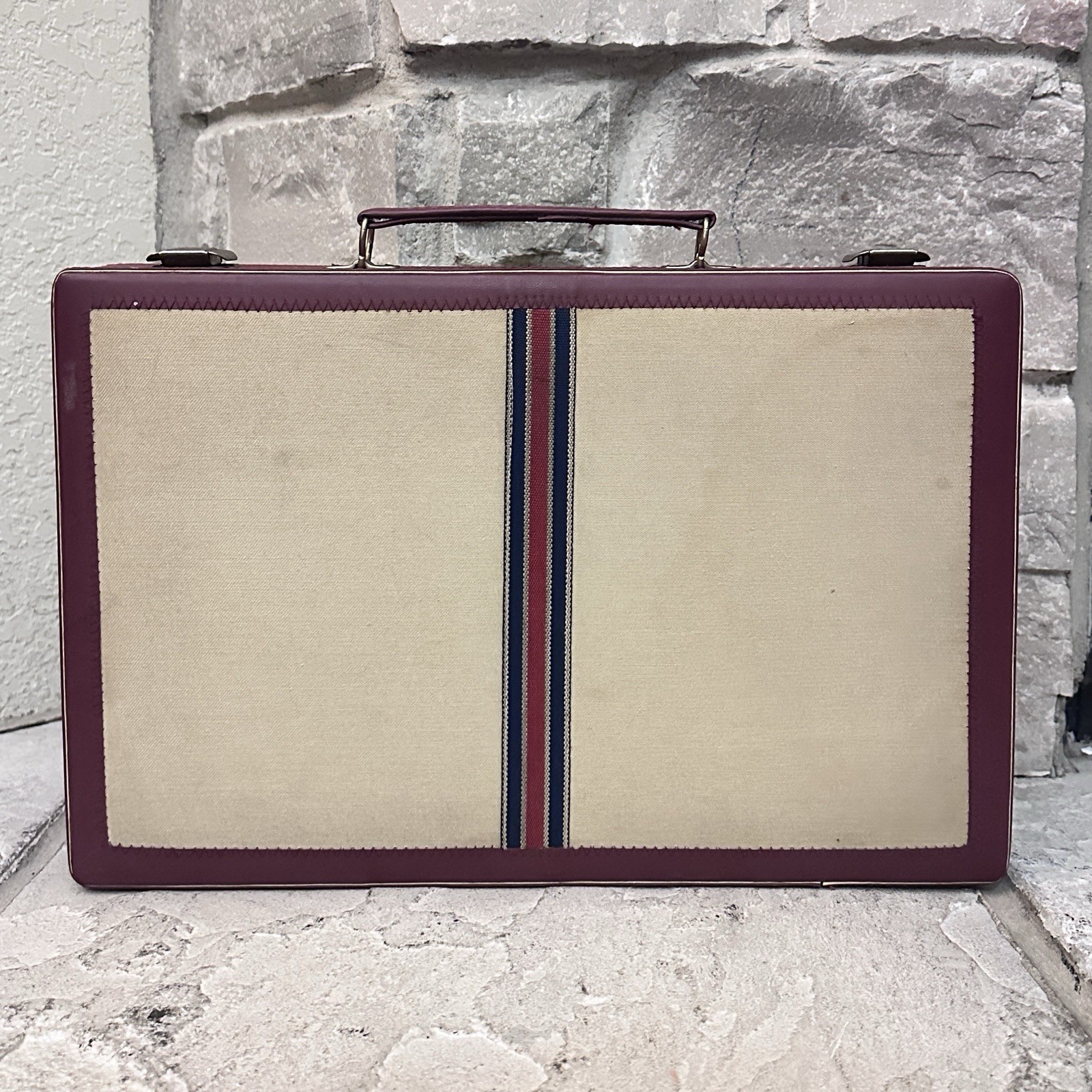 Vintage Backgammon Complete Set Black Crimson-Red Chips 20×15” Folding Board