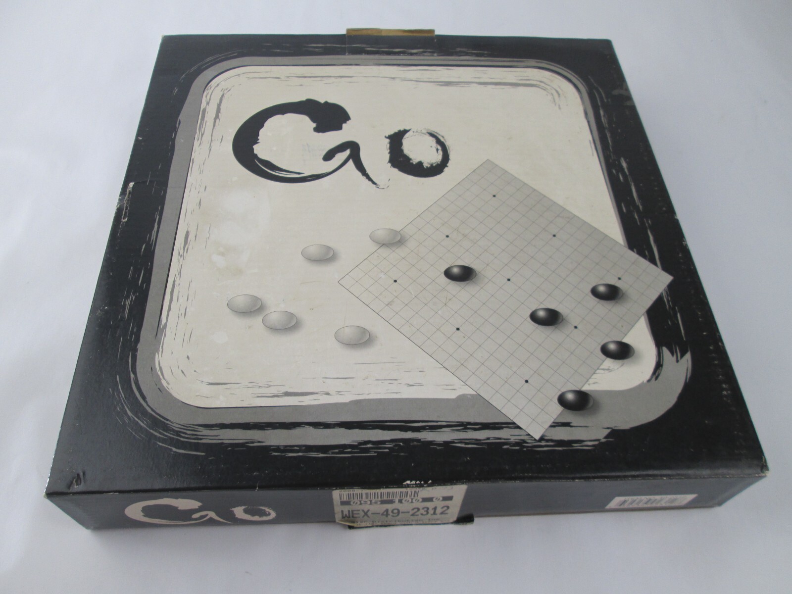 VTG WE Games Wood GO Set with Pull Out Drawers 12 in. Black White Tiles