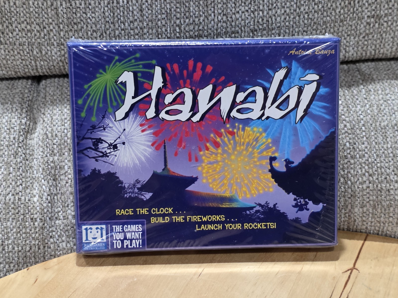 Hanabi Fireworks Card Game Antoine Bauza R&R Games 2017 NEW Sealed 2-5 Players
