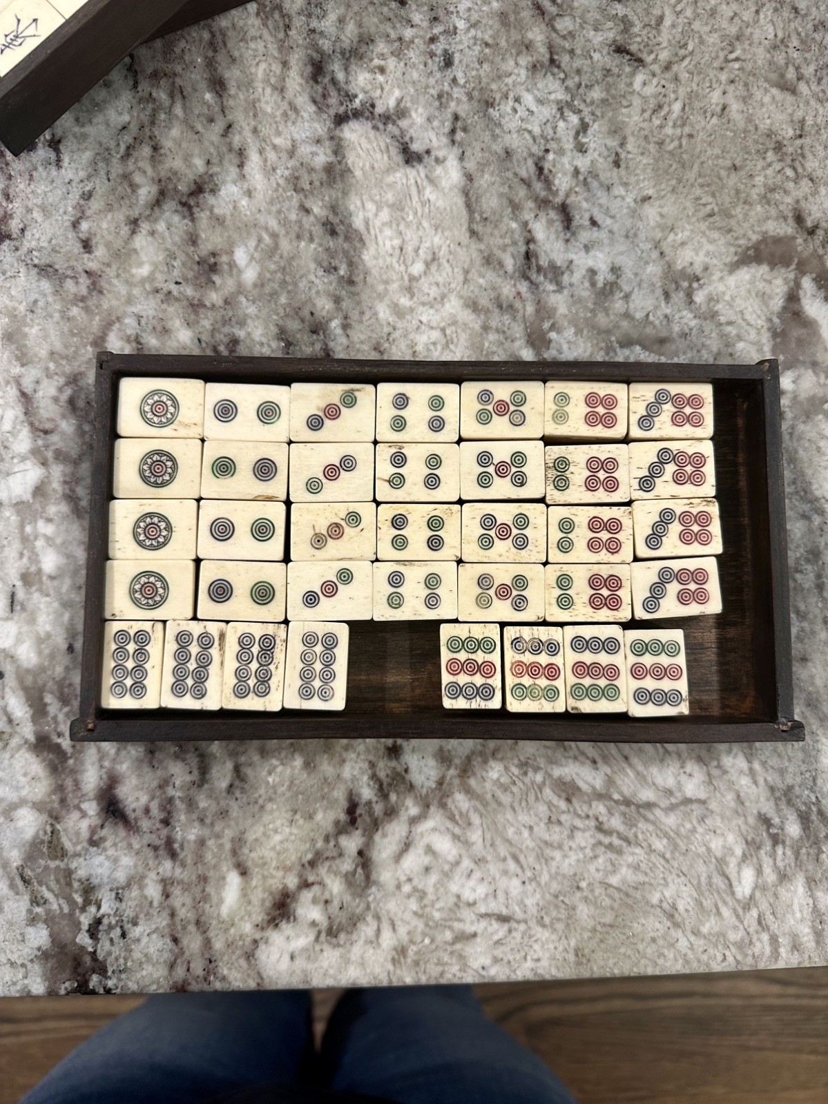 Antique Chinese Mahjong 5 Drawer Wood Box Set Bamboo Bone Mah-Jongg 144 pieces.