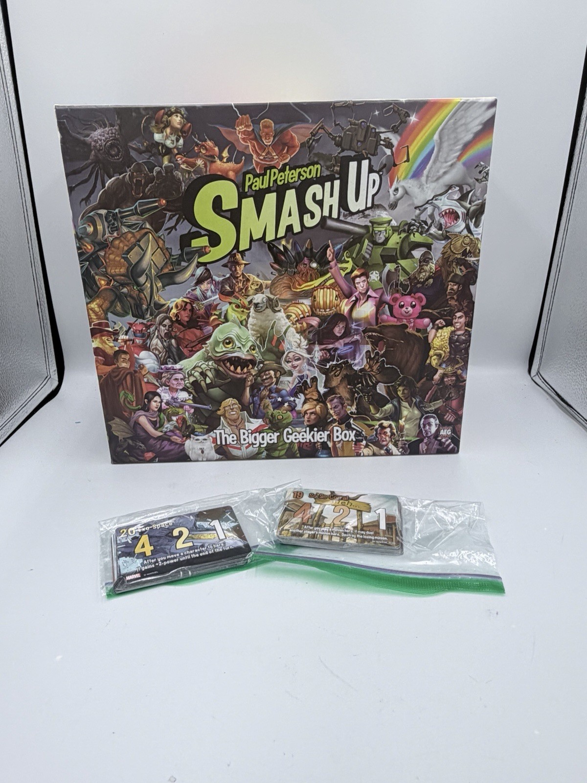 AEG: Smash Up – The Bigger Geekier Box COMPLETE + 3 Expansions 19 Factions
