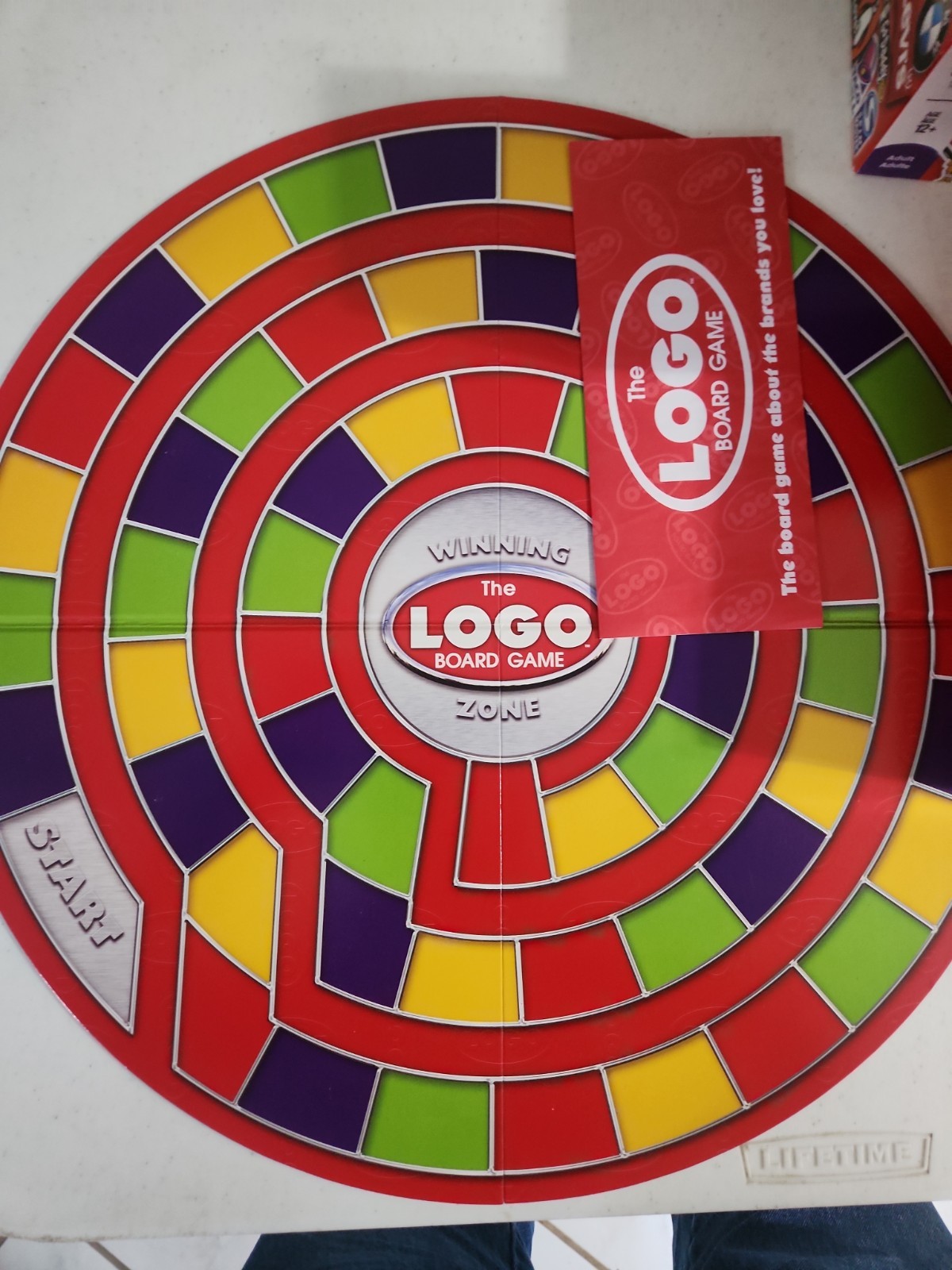 The LOGO Board Game! Trivia about the Brands You Know & Love! Ages 12+ Complete