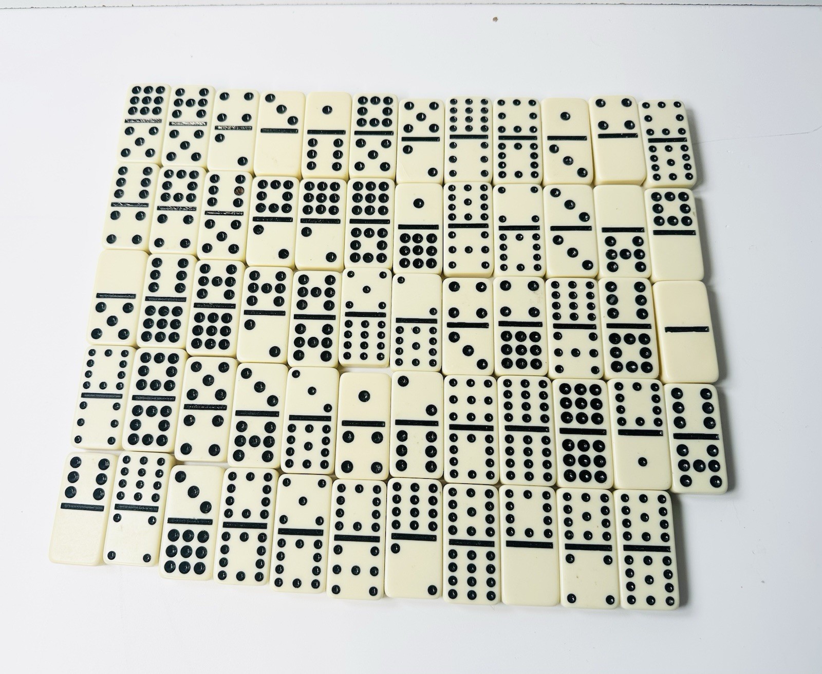 59 VINTAGE BAKELITE DOMINO SET Rare Ivory White VTG EUC Antique
