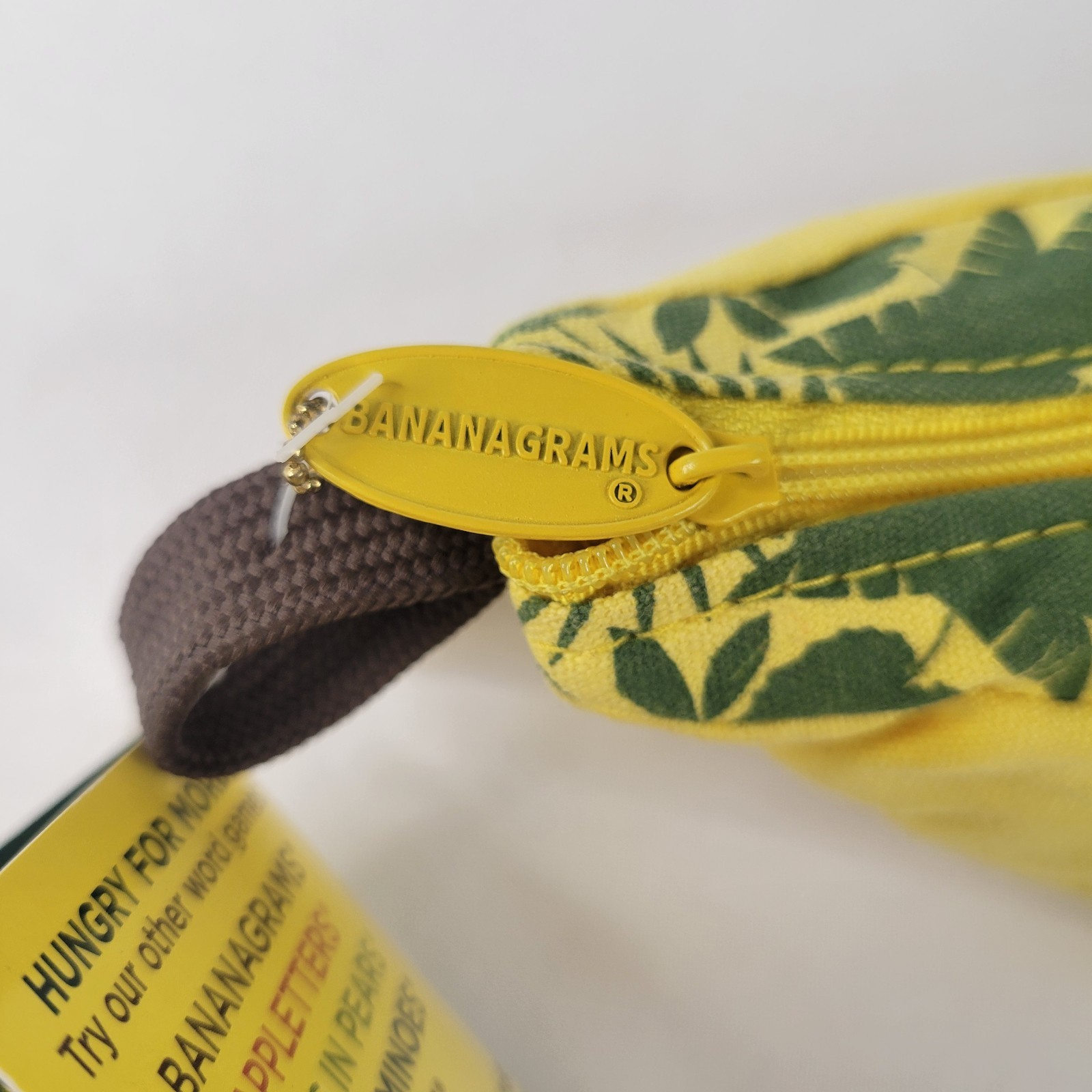 2014 Bananagrams Wild Tiles Fun Word Game Family Night Yellow Banana Case Monkey