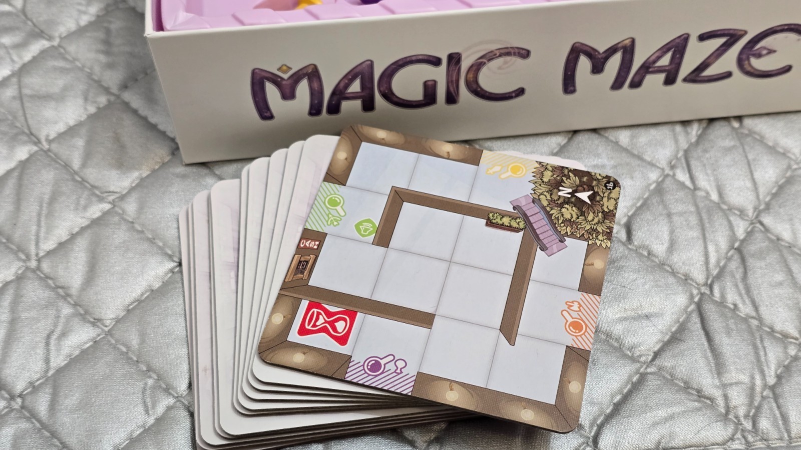 Magic Maze Board Game by Sit Down! Games 2021 – Complete