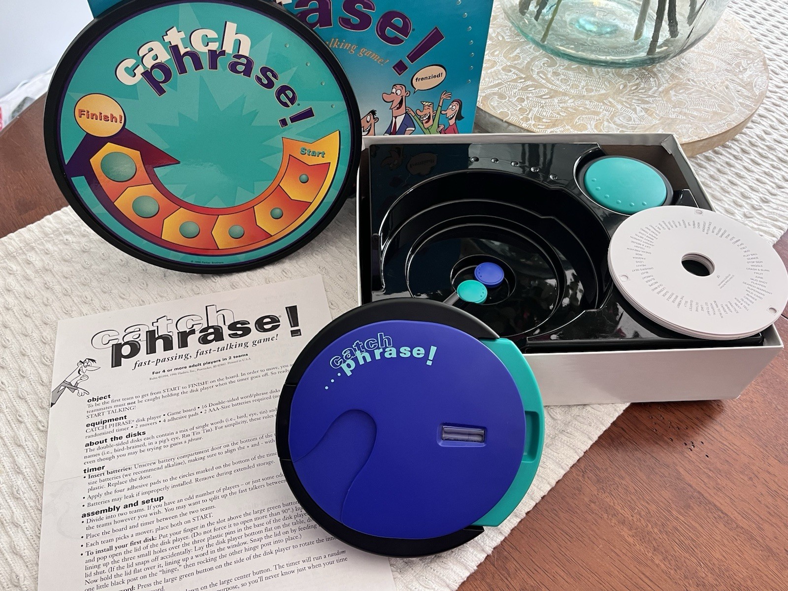 Vintage 1994 Hasbro Catch Phrase Party Game Works Complete Great Condition