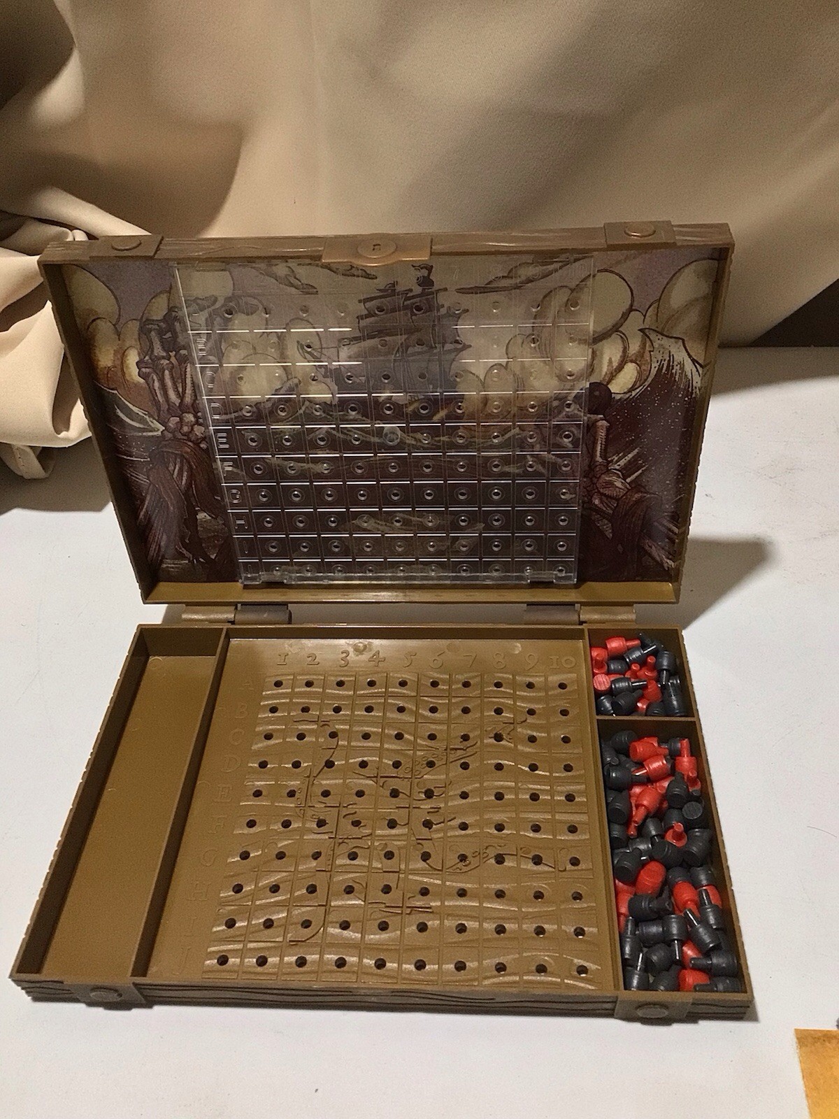 Pirates of the Caribbean Battleship Disney Parks Exclusive Edition 100% COMPLETE