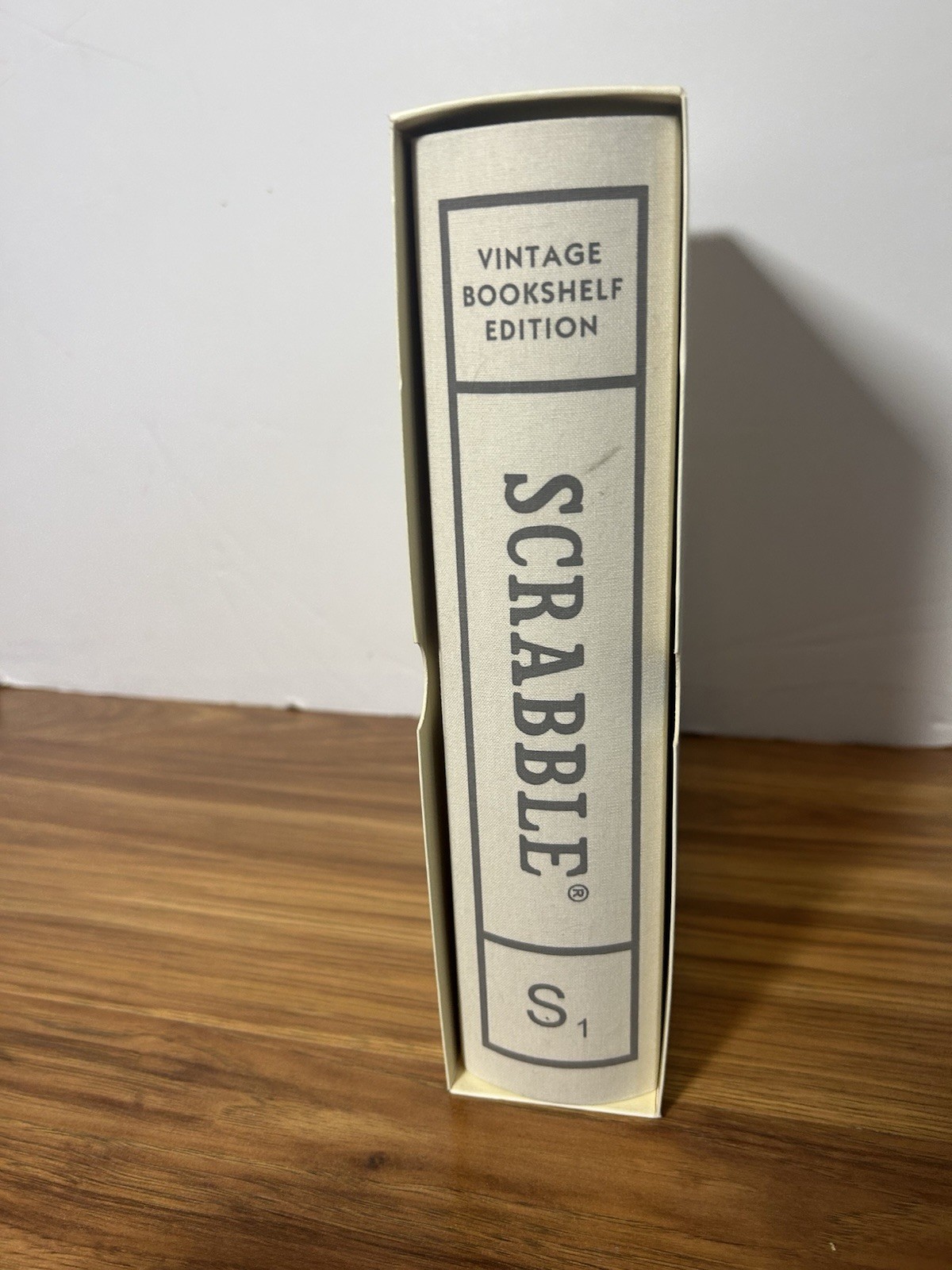 New in Box Scrabble Vintage Bookshelf Edition English Board Game Limited