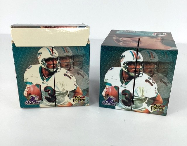 NFL Miami Dolphins New York Jets Checker Board Game + Dan Marino Pro Cube