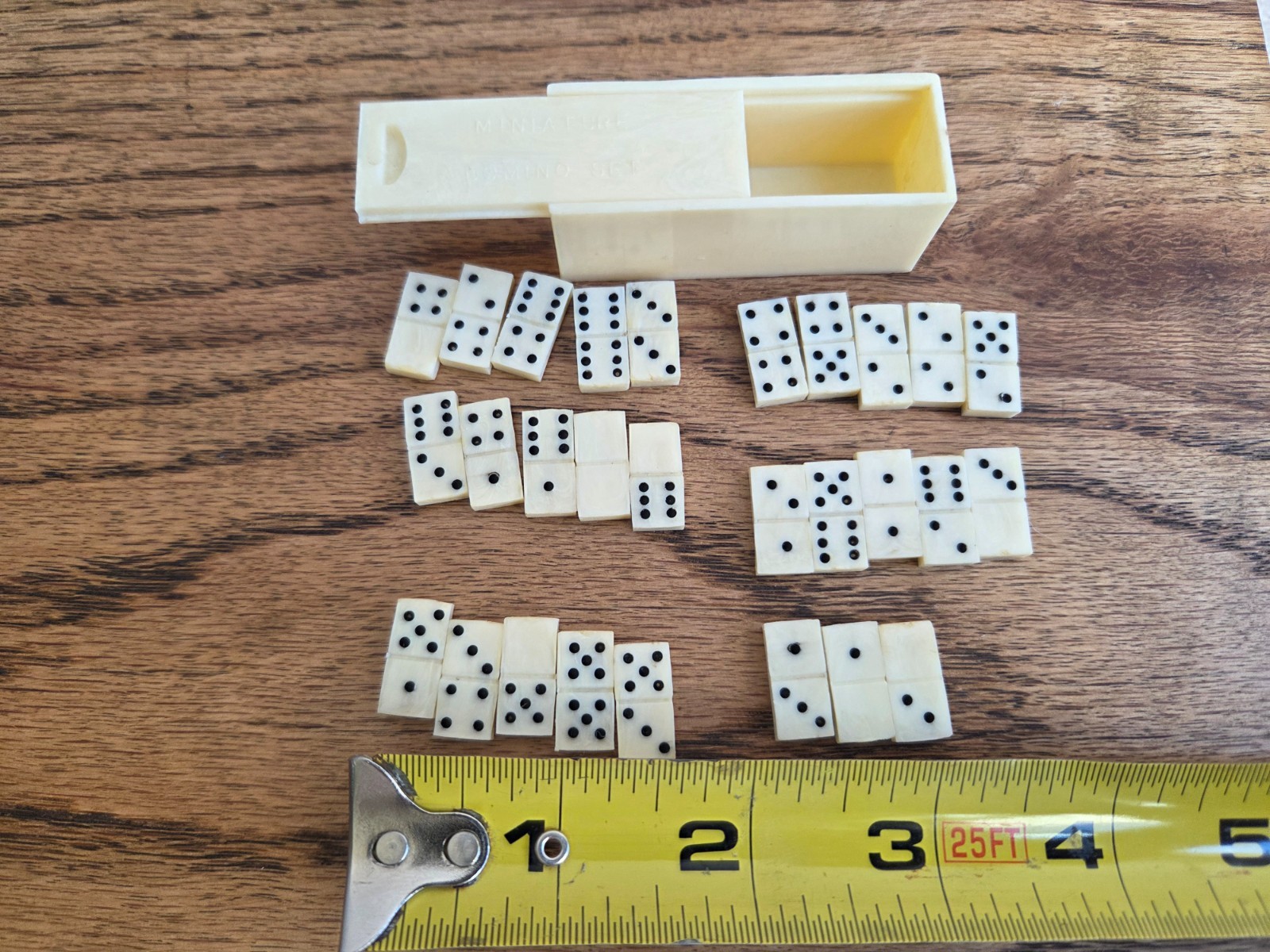 VTG Shackman Tiny Miniature Dominoes Set w/ Case Bone Color Made in Hong Kong