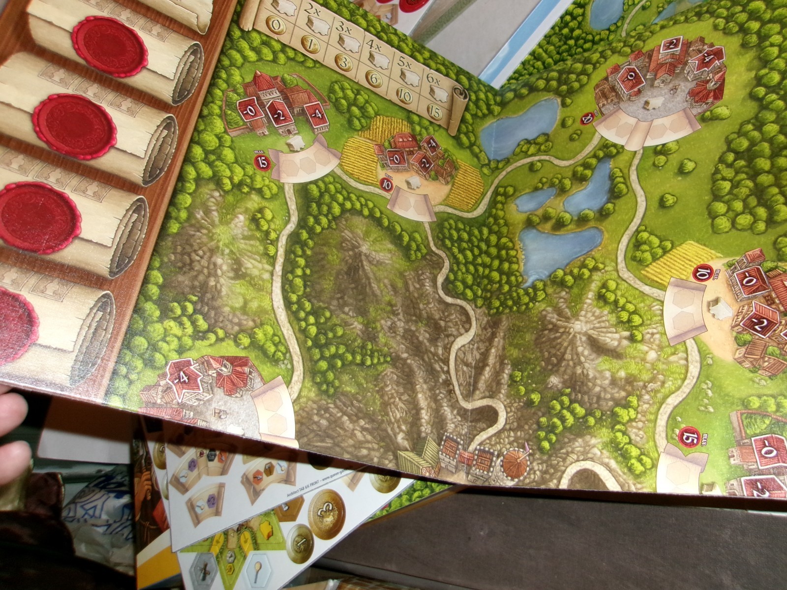 Queen’s Architect Board Game Volker Schachtele ages 10 up 60 min 2-4 players NEW