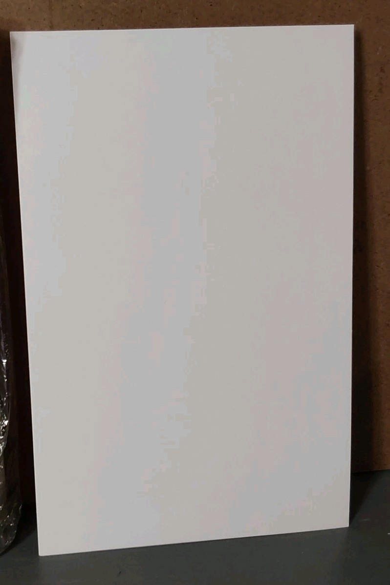 BCW Comic Book Bags Current 6.75×10.5 Coated One Side 24 Pt. Board White