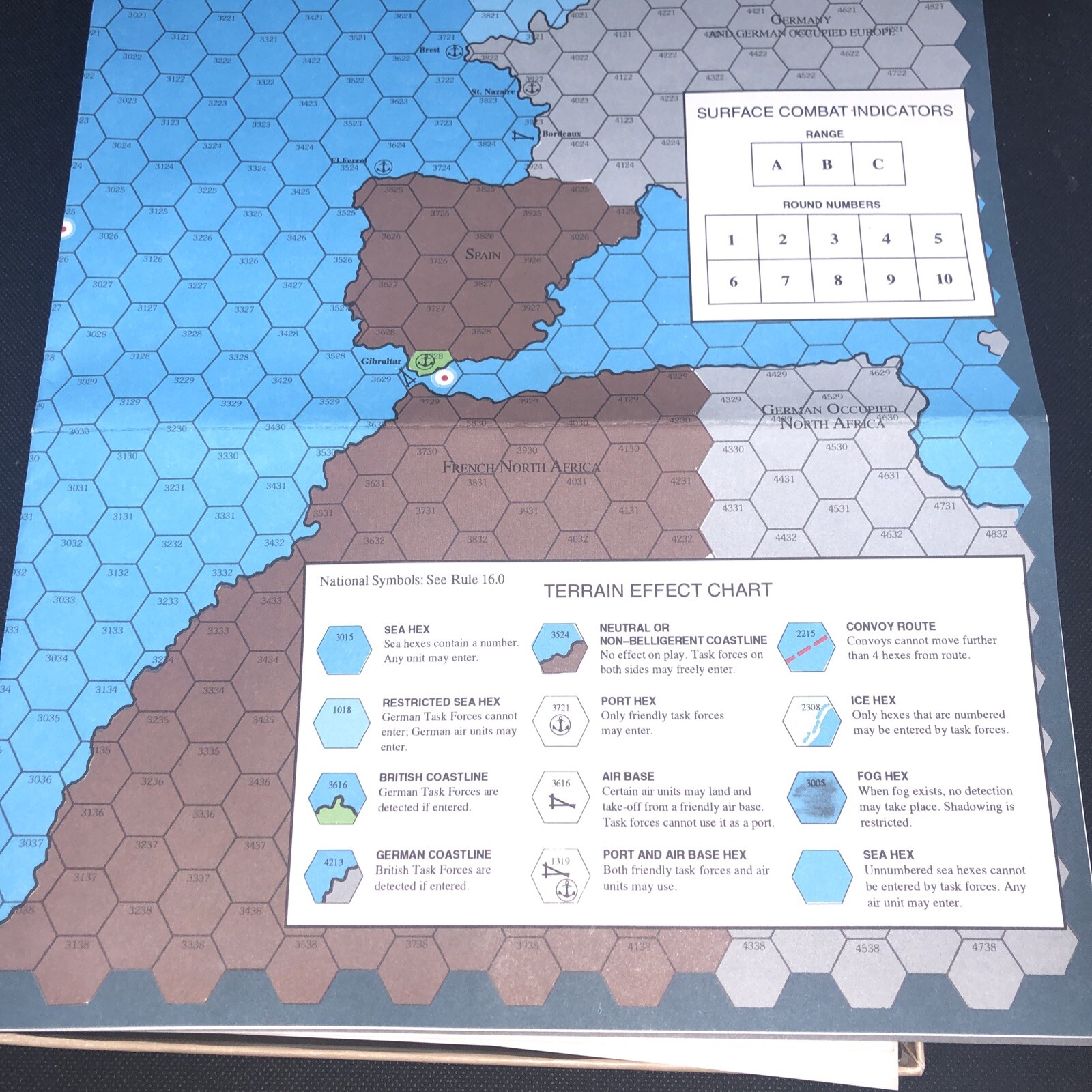 Sink The Bismarck! Board Game by 3W Designed by Michael Smith 1992 Stock# 729 C2