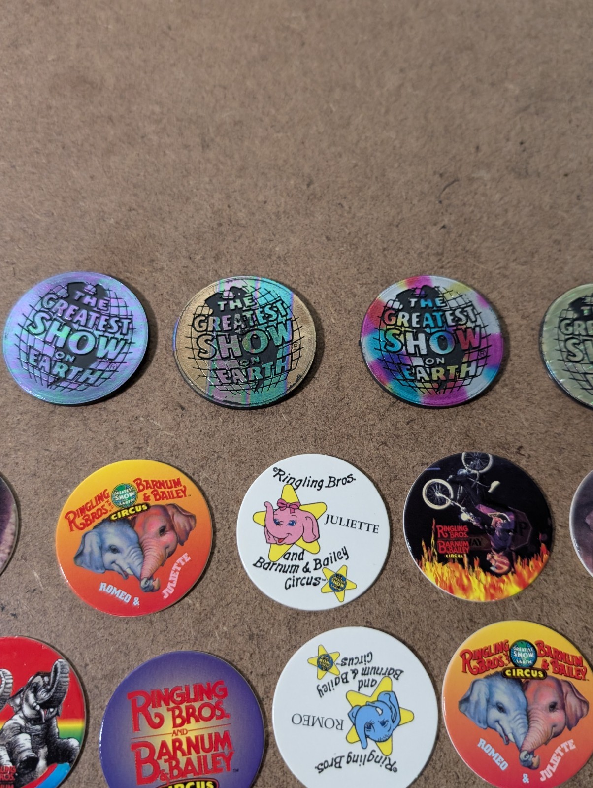 Lot 44 RINGLING BROS AND BARNUM & BAILEY POGS 39 Pogs 5 Slammers 4 Cases