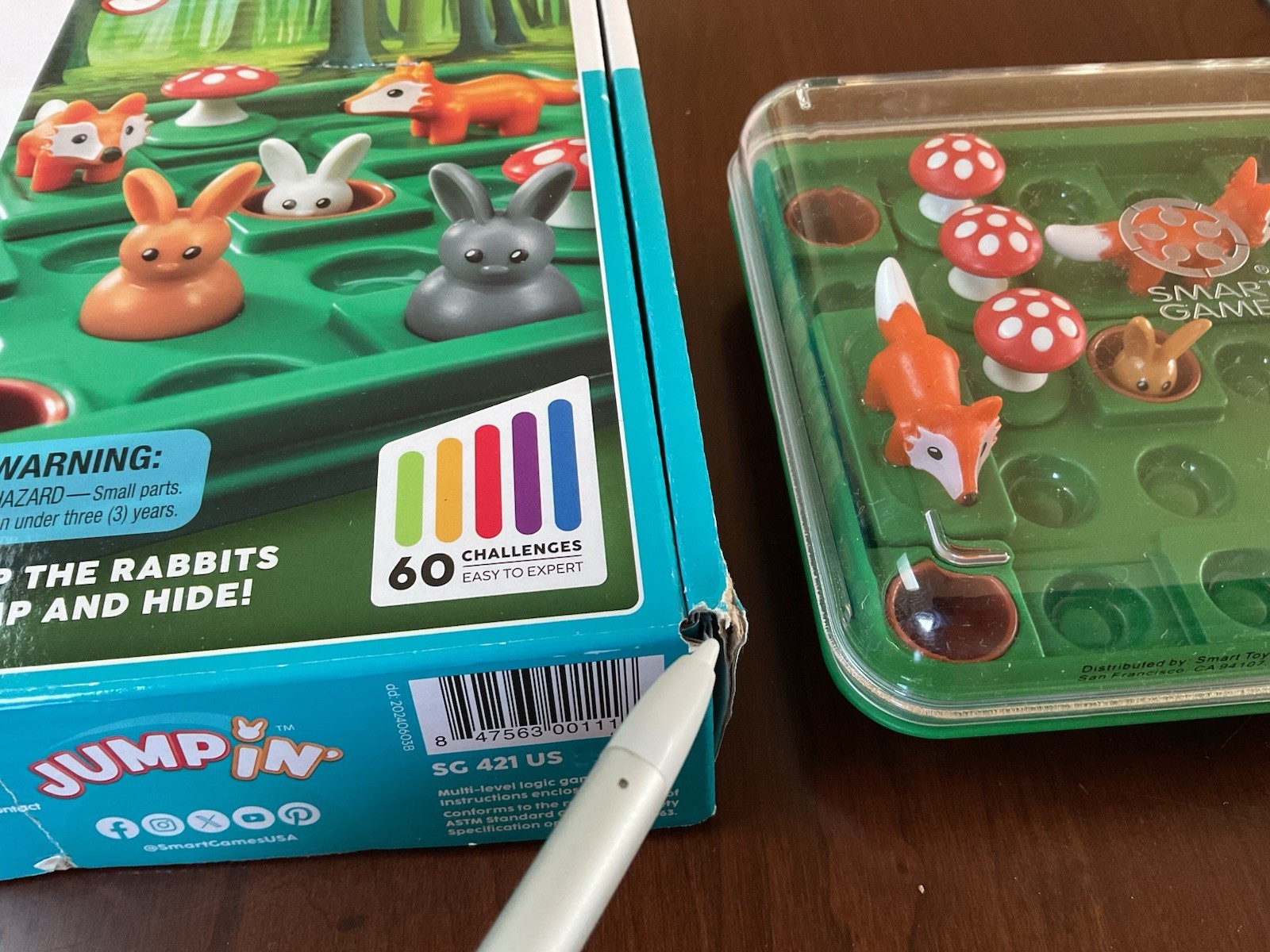 JUMP IN GAME Smart Games, 1 Player, Multiple Challenges, NEW! (see Notes)