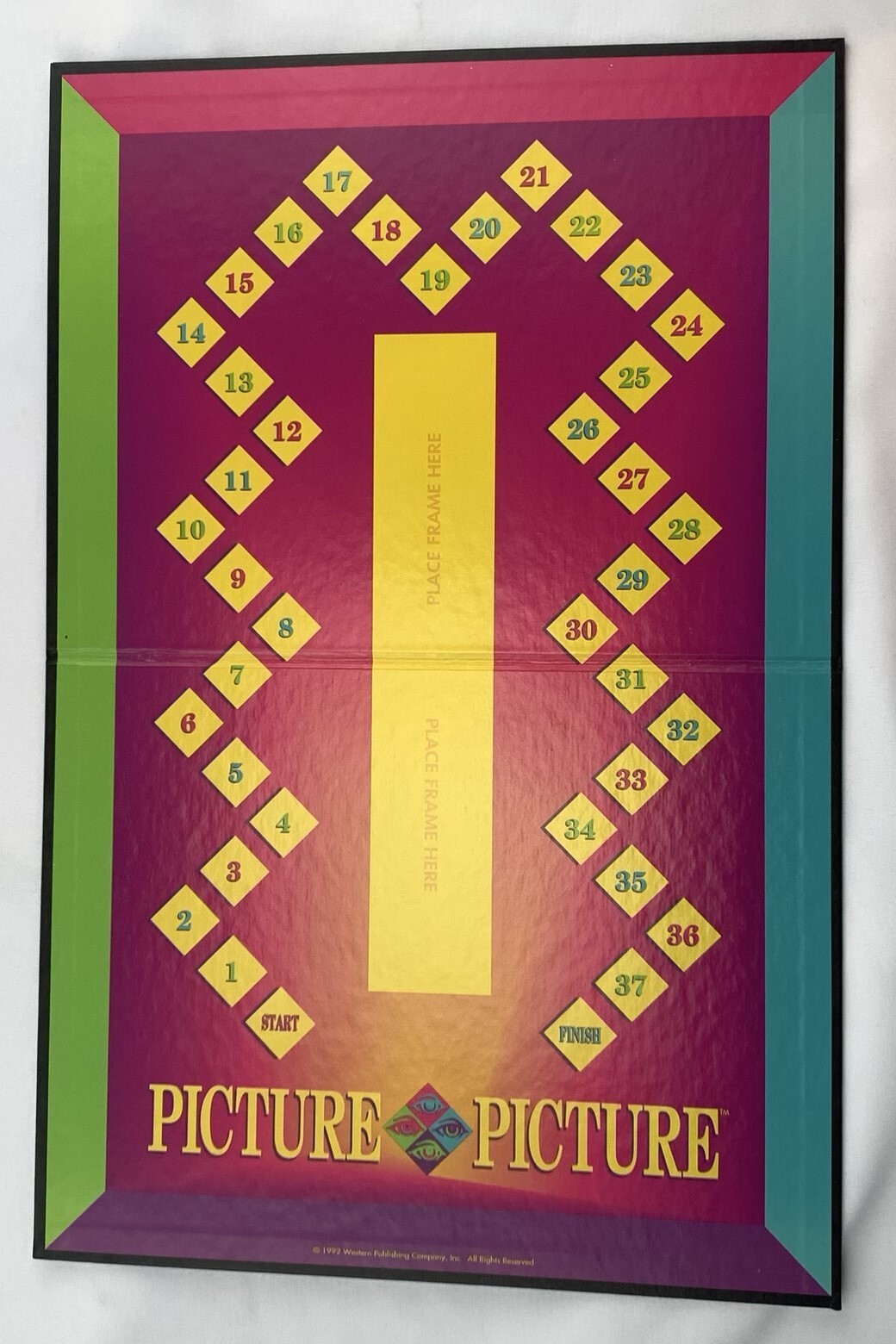 1992 Picture Picture Board Game by Golden Complete in Very Good Cond FREE SHIP
