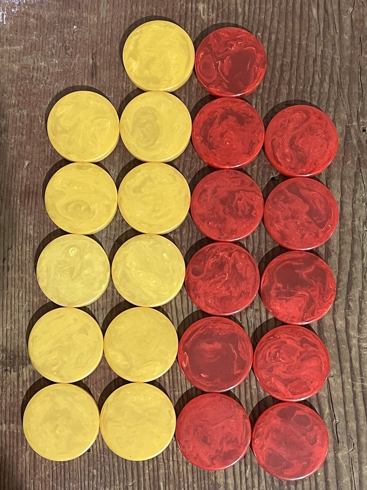 22 VINTAGE RED & YELLOW SWIRL BAKELITE BACKGAMMON PIECES ROUGHLY 1-7/32”x 15/64”