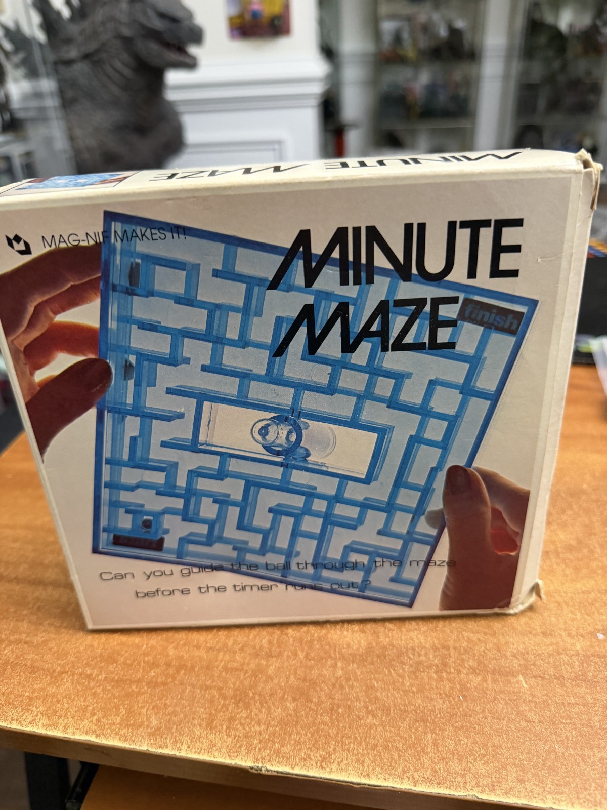 VTG Mag-Nif: Minute Maze Brain Teaser With Marble Used w Box & Built in Timer