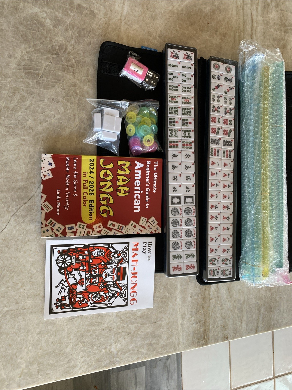 EdenRiver American Mahjong Game Set 166 Tiles 4 All-in-One Color Rack/Pushers Ma