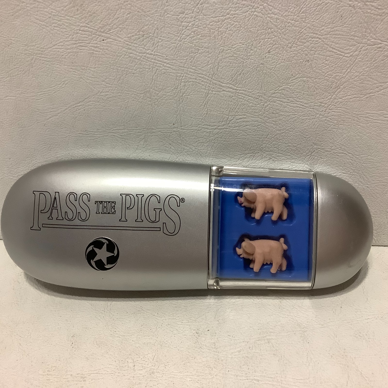 2009 David Moffat Pass The Pigs Game