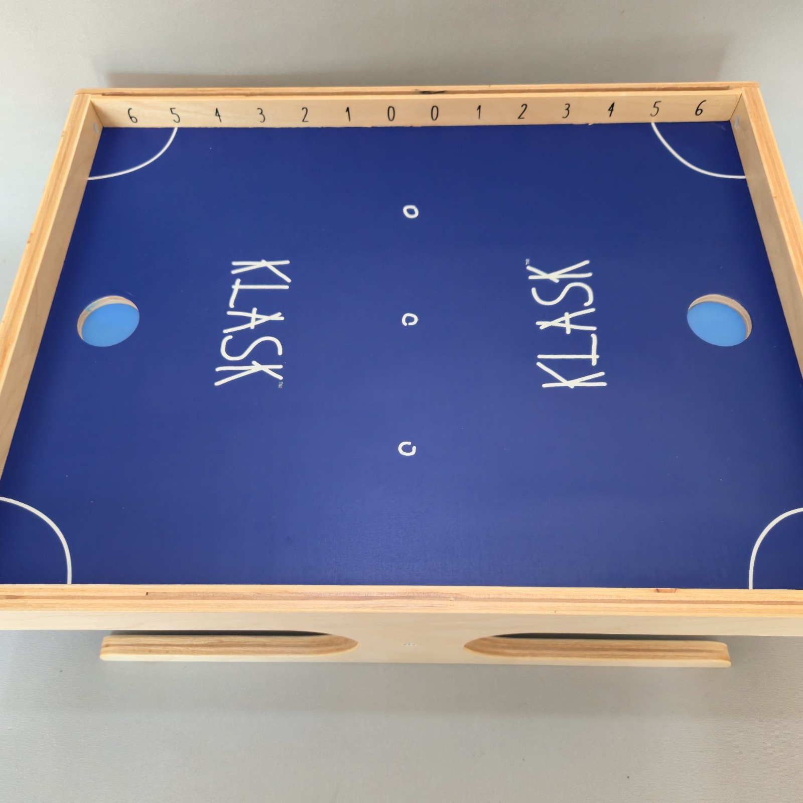 KLASK AN EPIC MAGNETIC BATTLE GAME IN BOX COMPLETE UPGRADED PLEASE READ