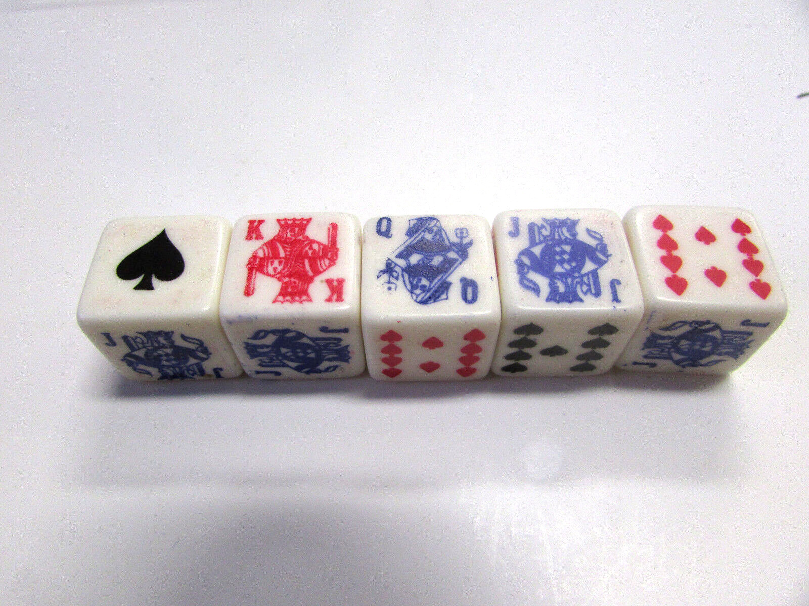 New Crisloid 2 In 1 – Dice Poker/Lucky Dice Games – New In Plastic Case