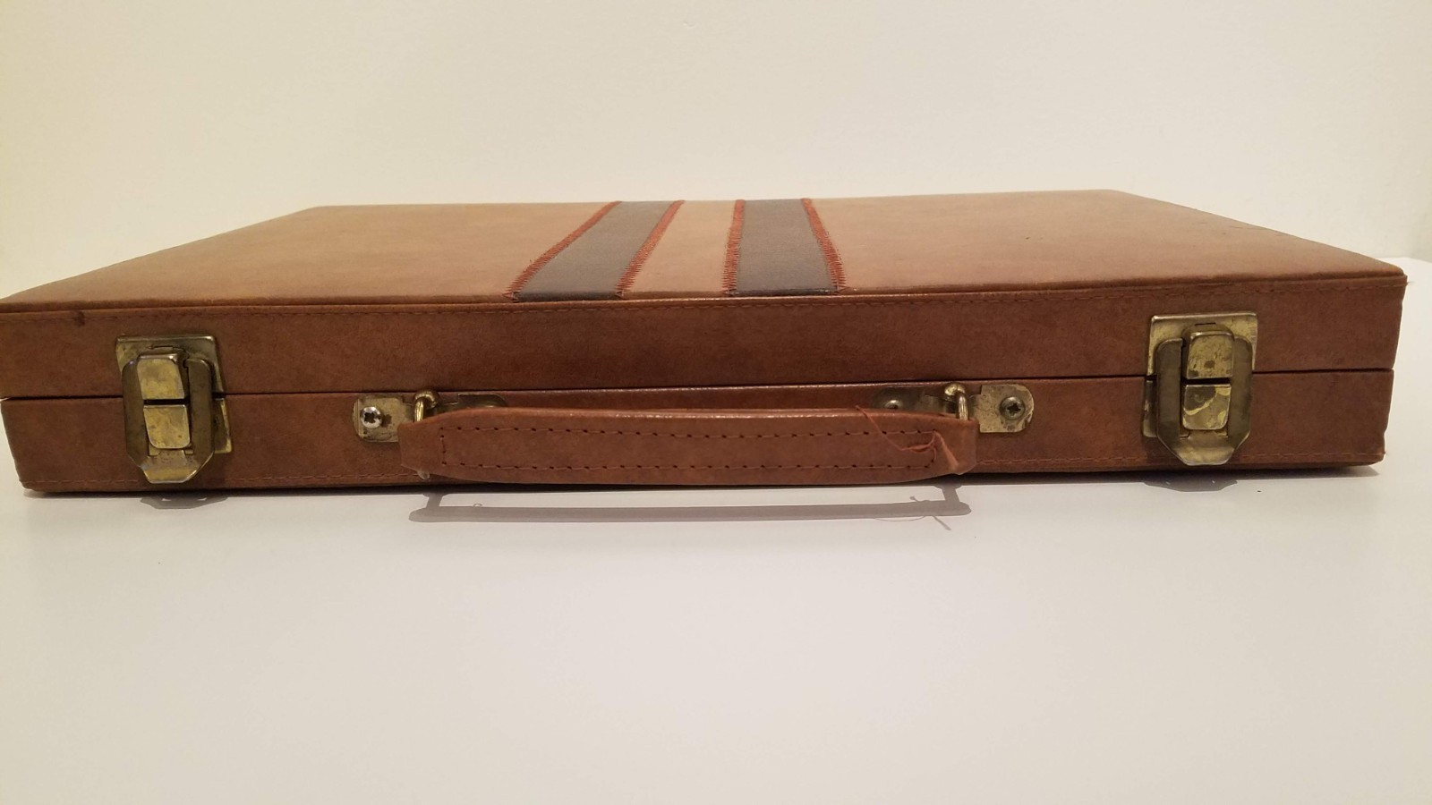 Backgammon Game Set in Case Complete