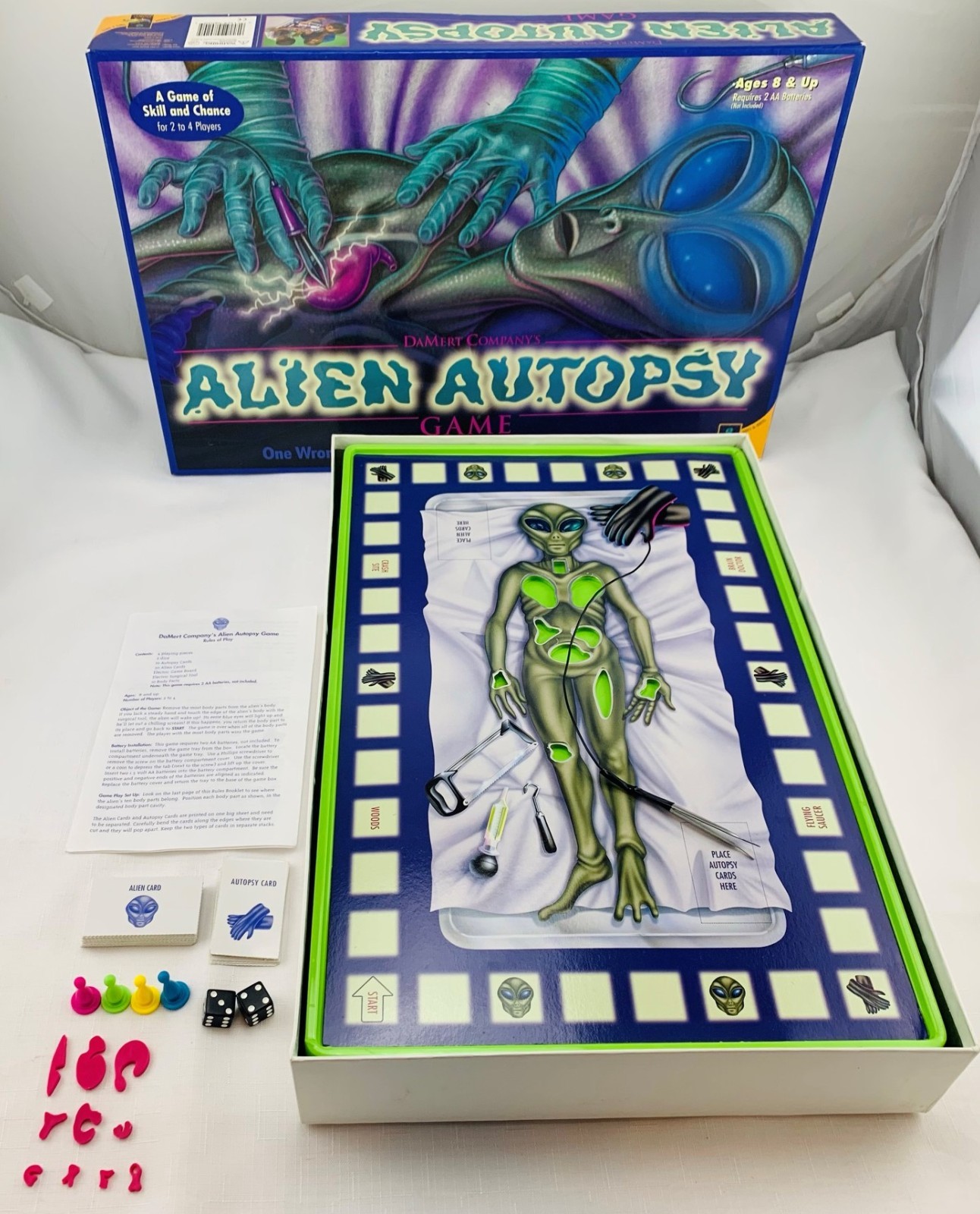1997 Alien Autopsy Game Complete, Working, Great Condition FREE SHIPPING